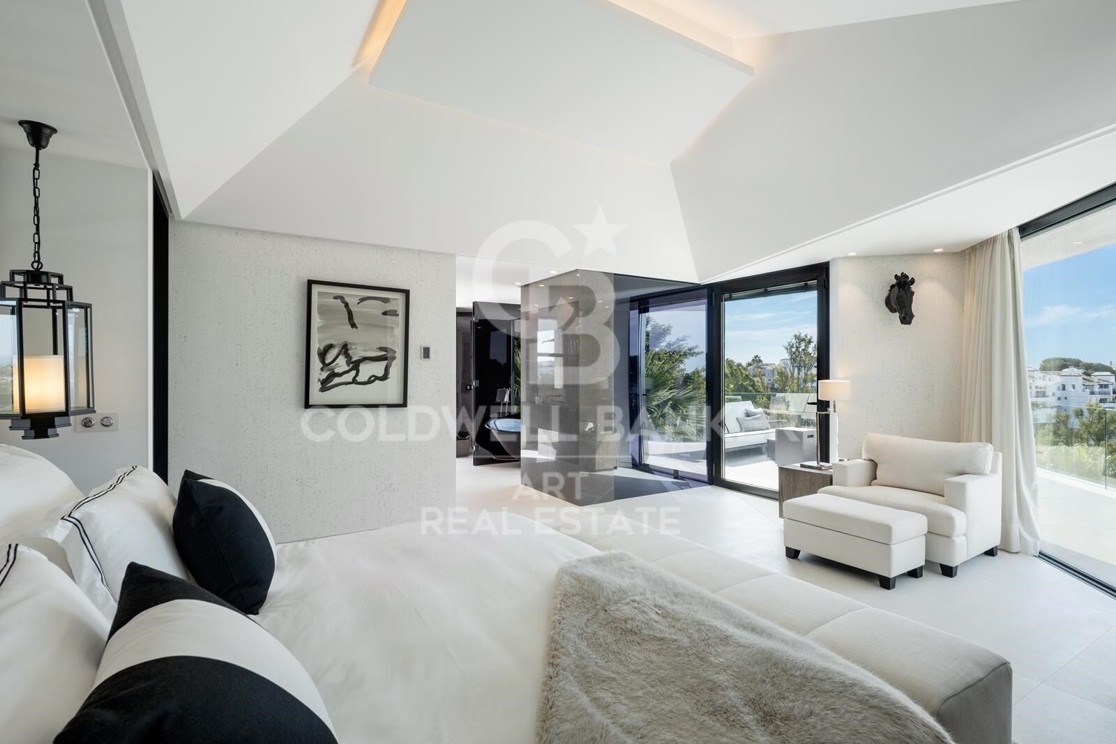 Villa de luxe moderne avec vue sur la mer à La Quinta, Benahavís