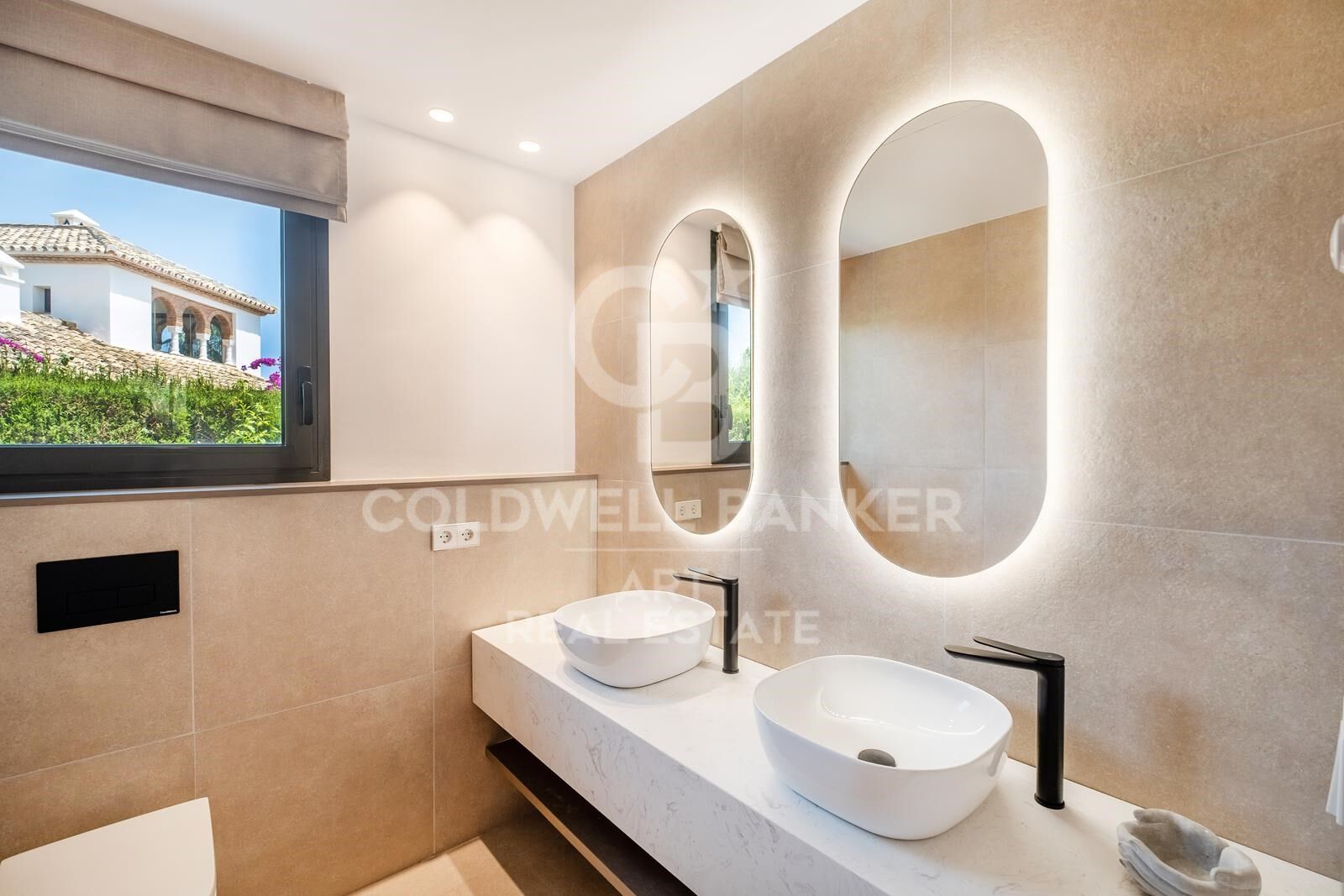 Modern Mediterranean villa with sea views in Paraiso Alto, Benahavís