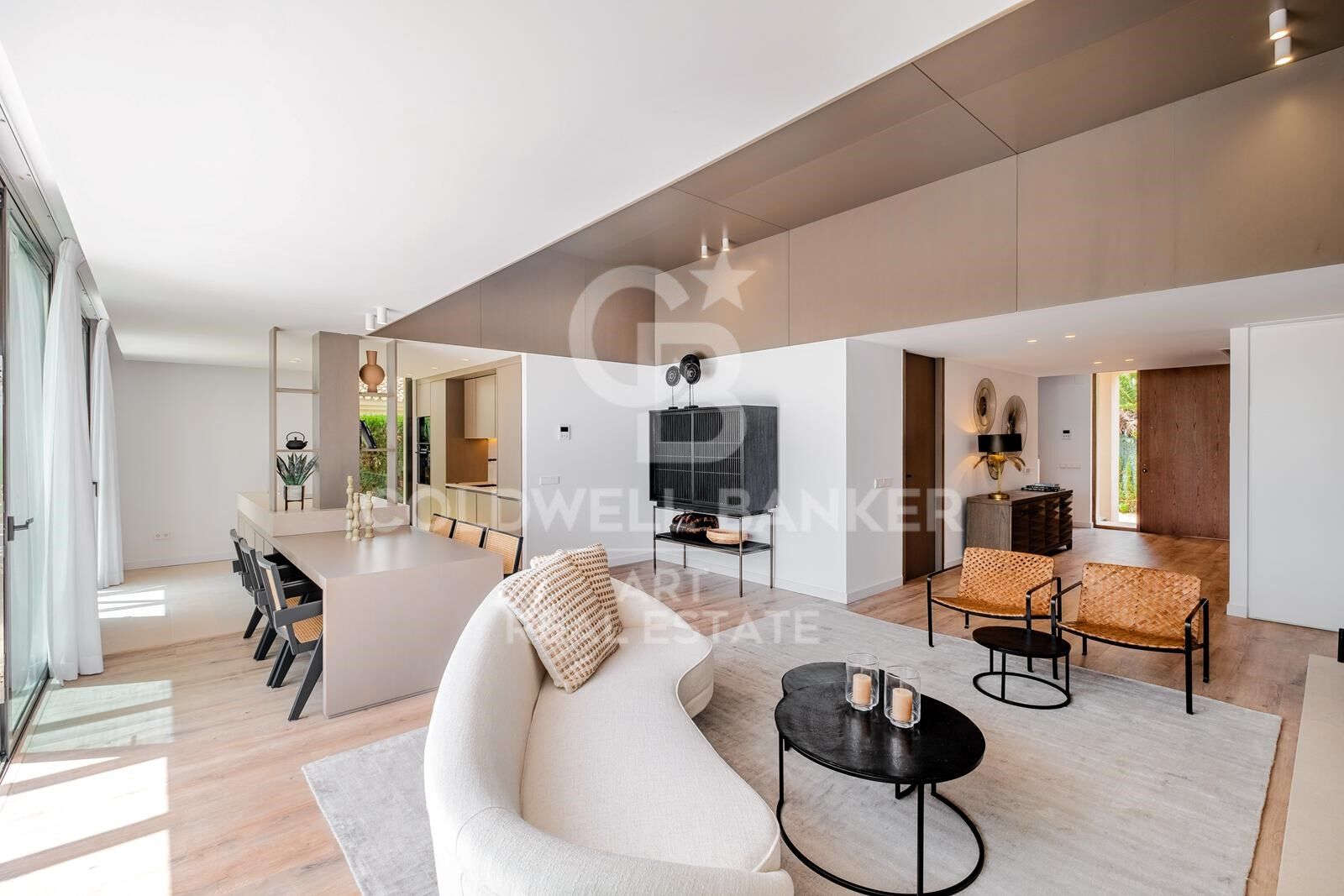 Villa mediterránea moderna con vistas al mar en Paraiso Alto, Benahavís