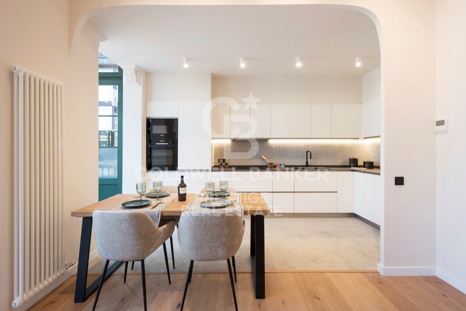 Appartement avec terrasse in 'La Dreta de l'Eixample ', Barcelona