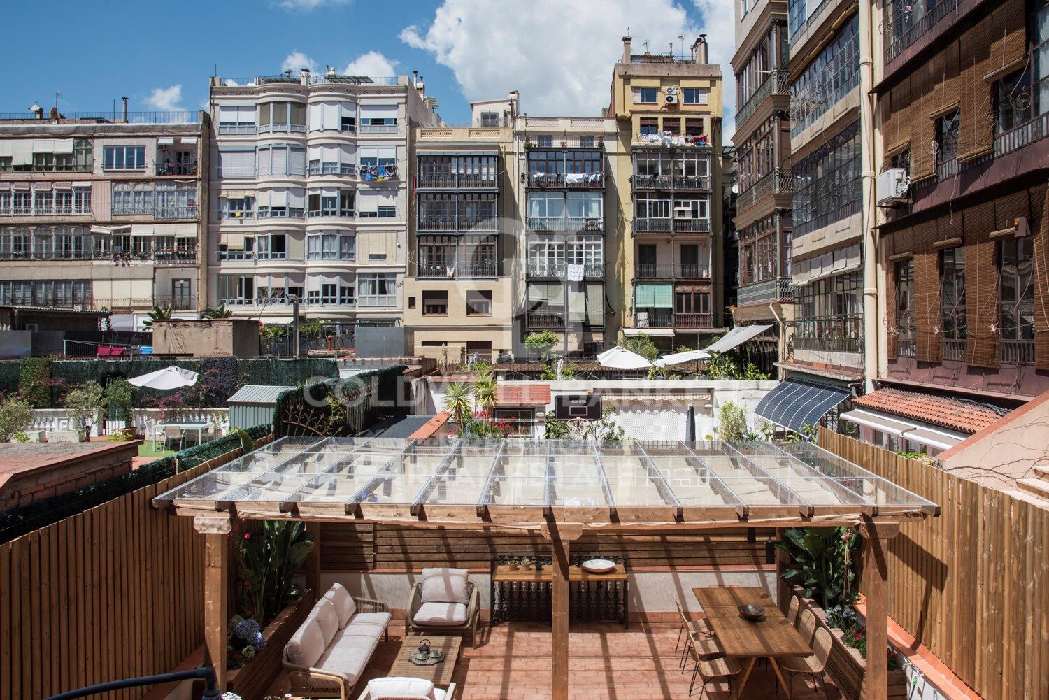 Appartement avec terrasse in 'La Dreta de l'Eixample ', Barcelona