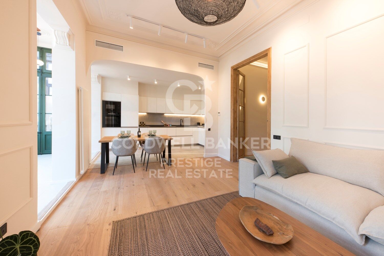 Appartement avec terrasse in 'La Dreta de l'Eixample ', Barcelona