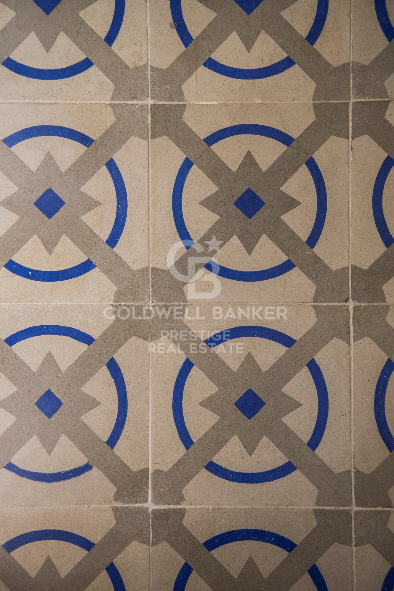 Piso en finca regia con elementos representativos y terraza. 'La Dreta de l'Eixample ', Barcelona