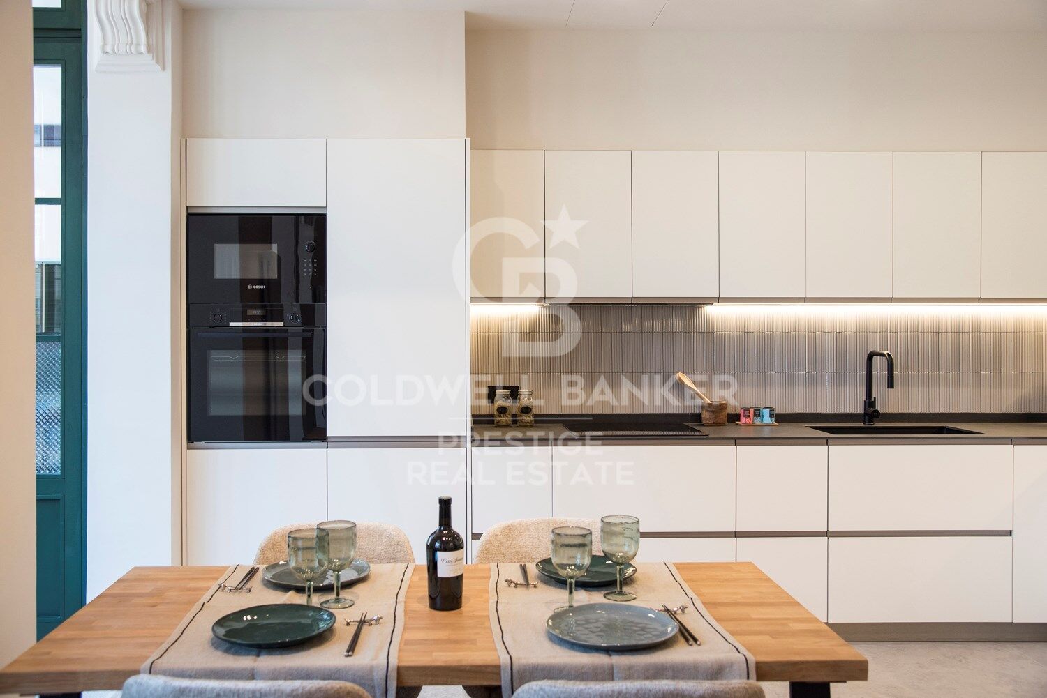 Appartement avec terrasse in 'La Dreta de l'Eixample ', Barcelona