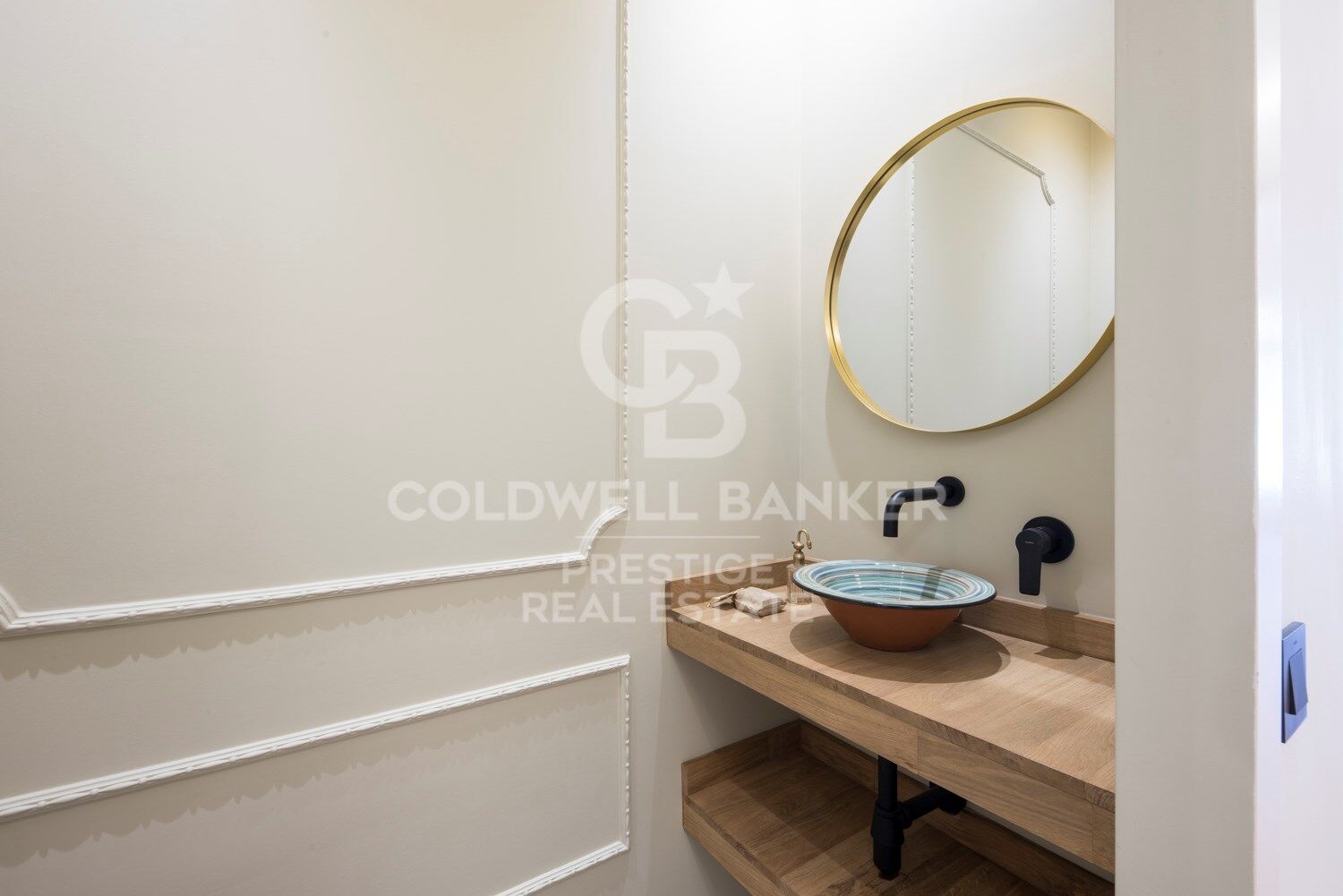 Appartement avec terrasse in 'La Dreta de l'Eixample ', Barcelona