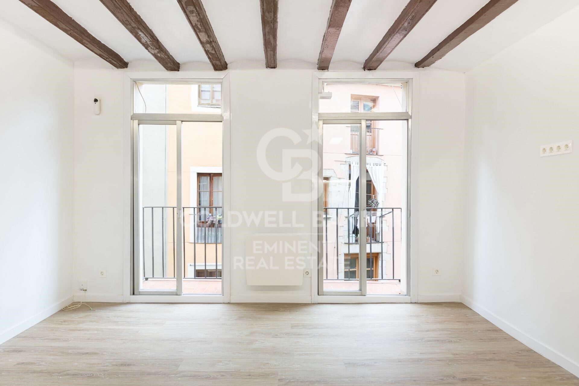 Charming renovated flat in a typical building in Santa Caterina and La Ribera