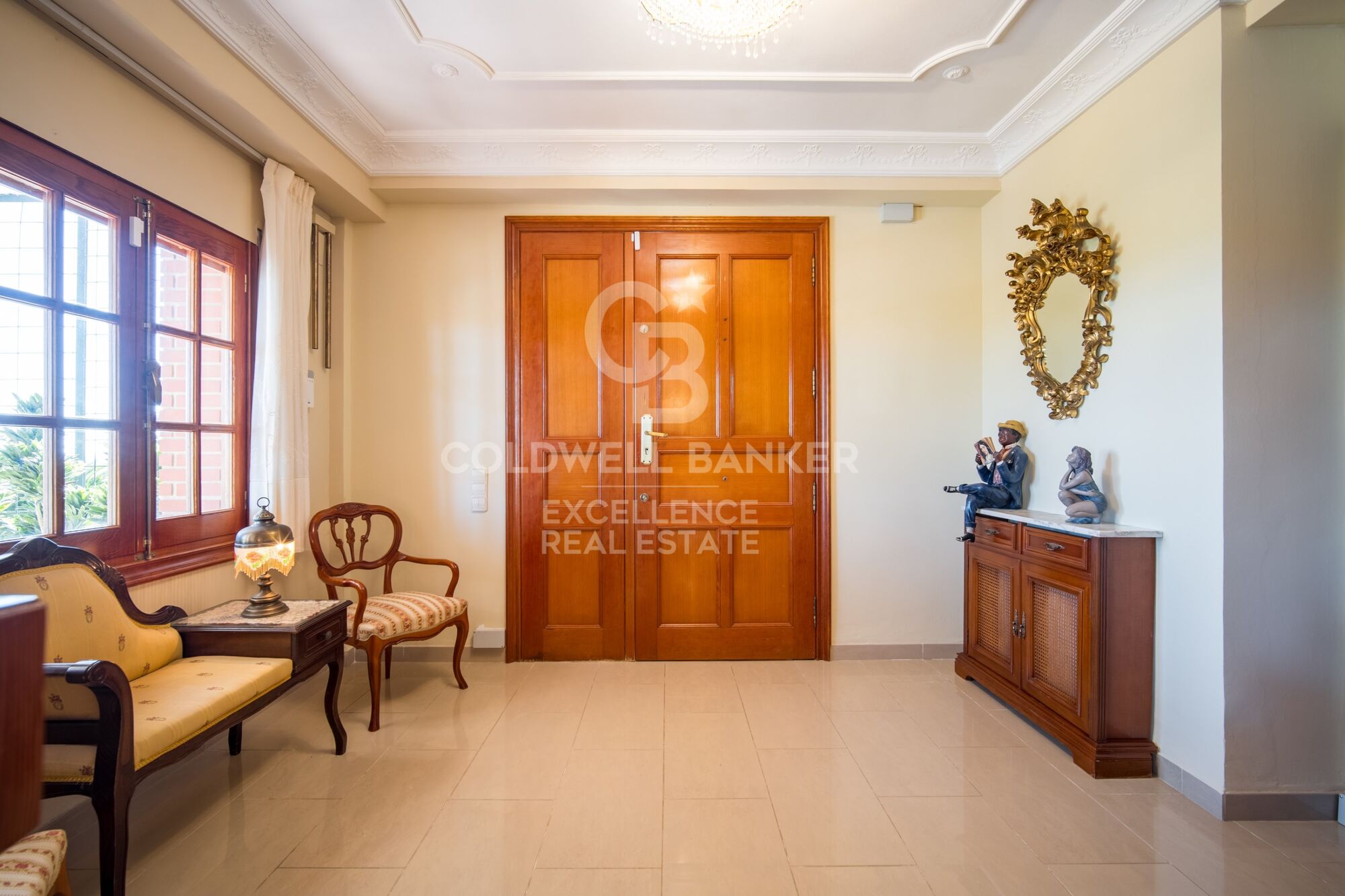 Exclusiva Villa de lujo en Chiva con piscina y vistas espectaculares