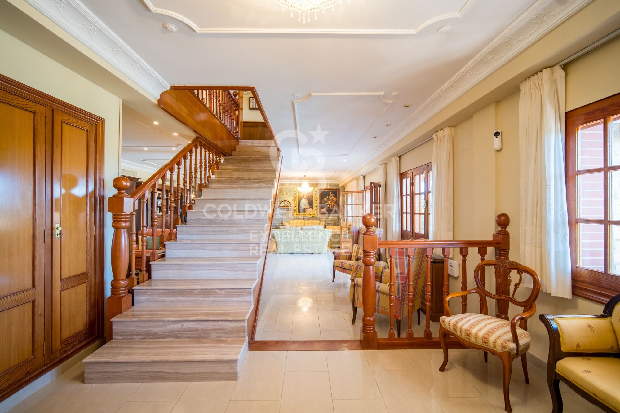 Luxury villa in exclusive urbanisation Sierra Perenchiza, 556m2, pool and incredible views