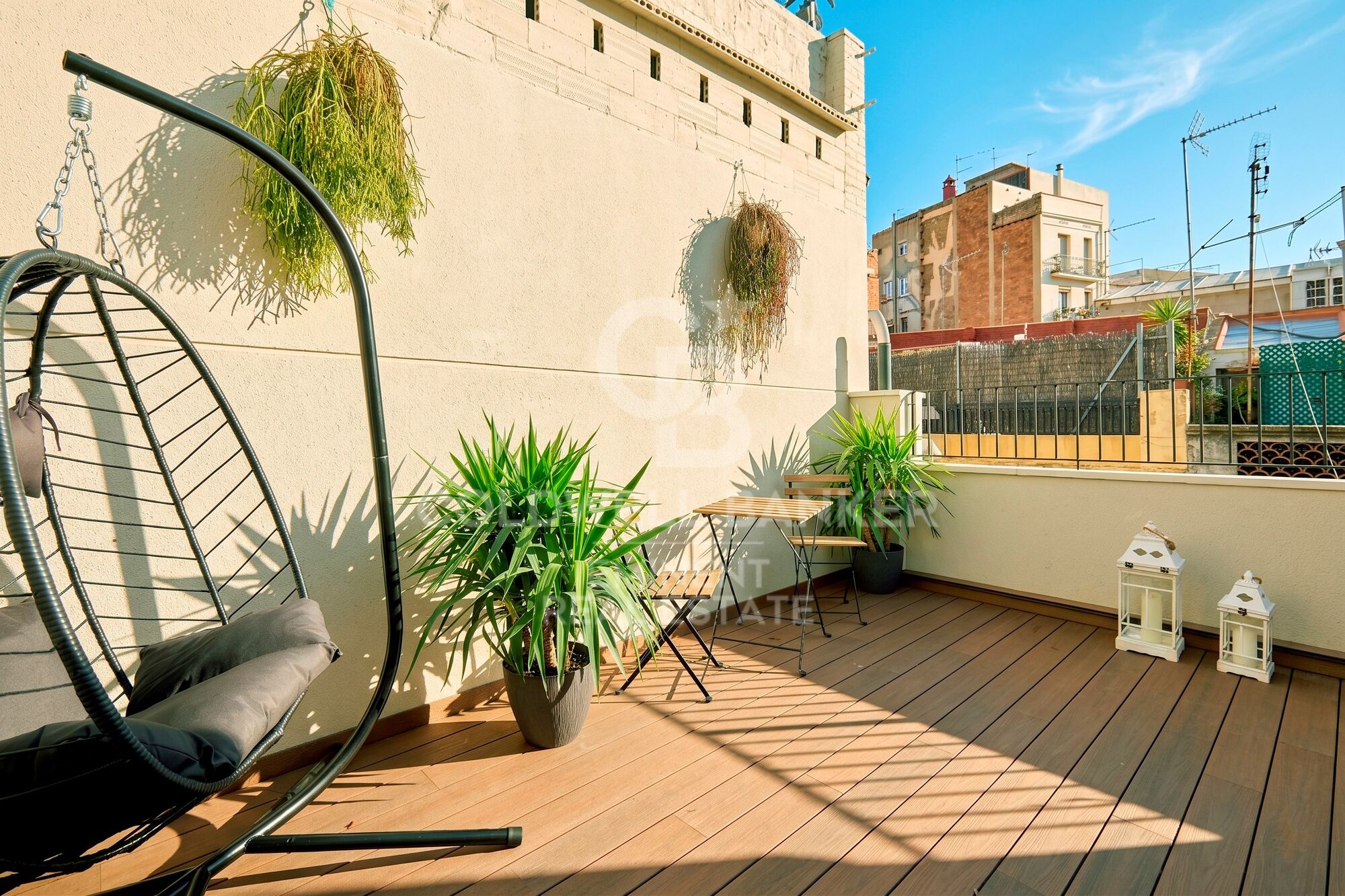 Dúplex D1 , obra nueva de 96m² con solarium y piscina comunitaria
