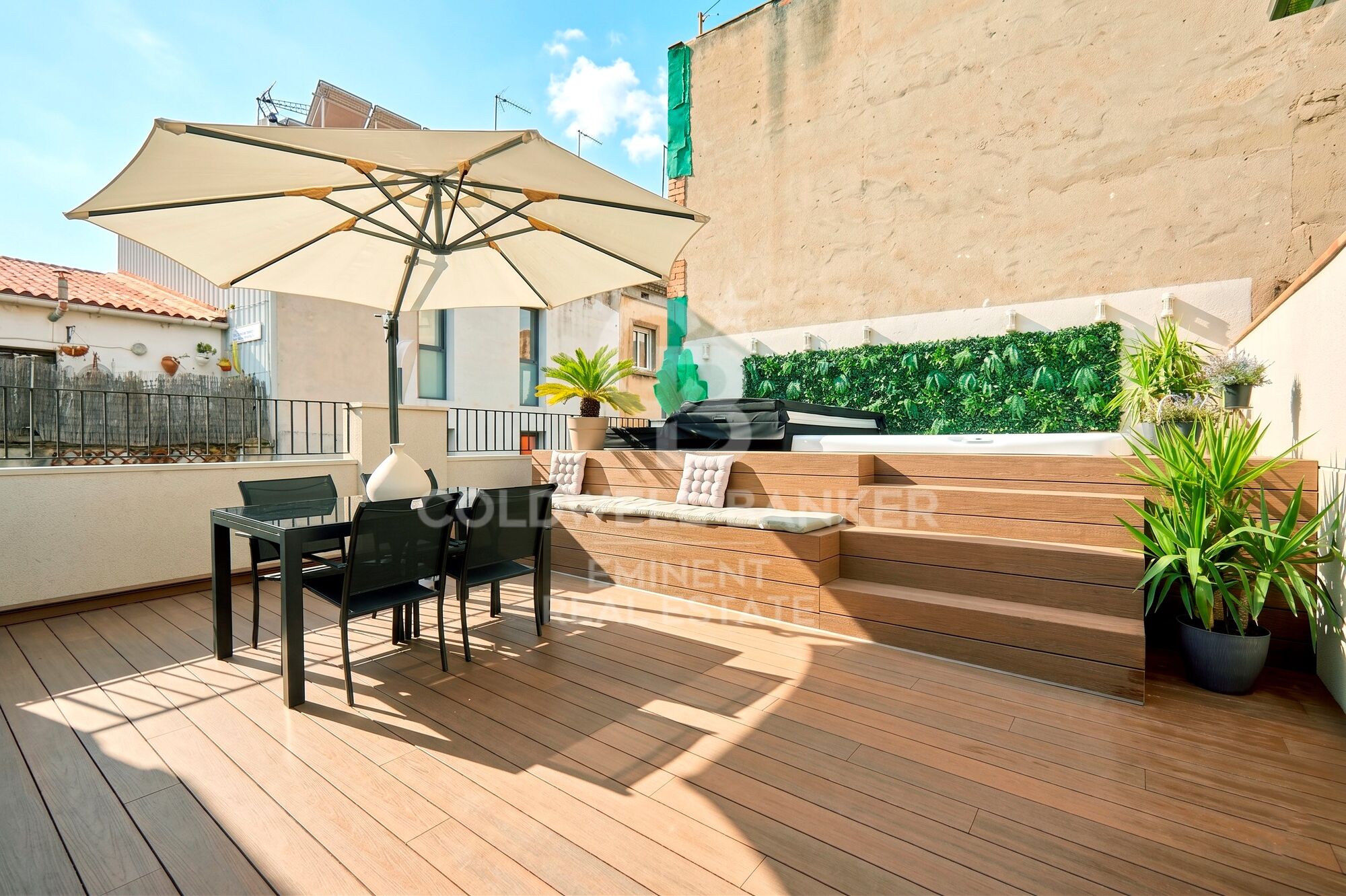 Dúplex D1 , obra nueva de 96m² con solarium y piscina comunitaria