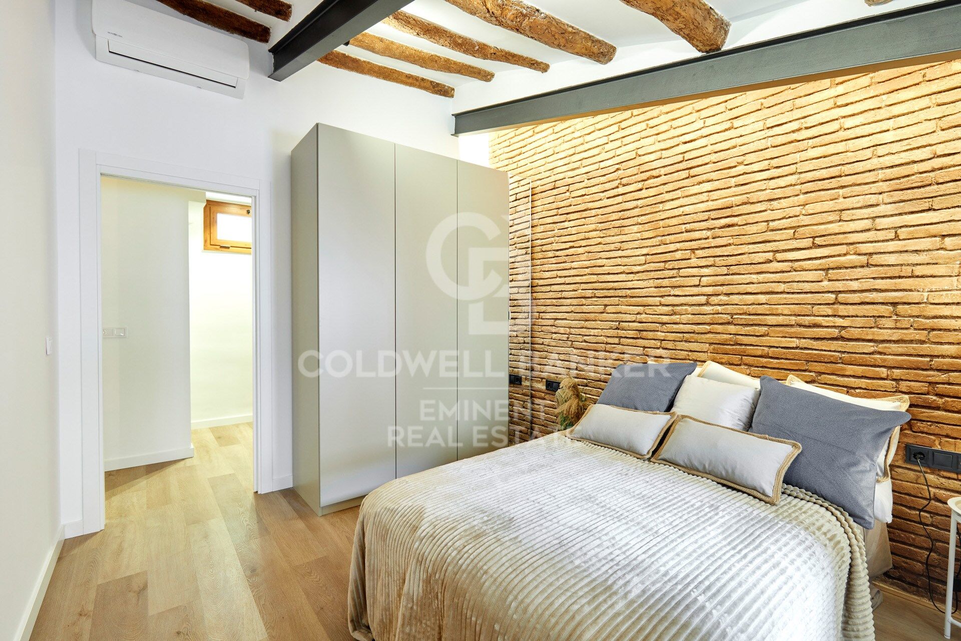Dúplex D1 , obra nueva de 96m² con solarium y piscina comunitaria