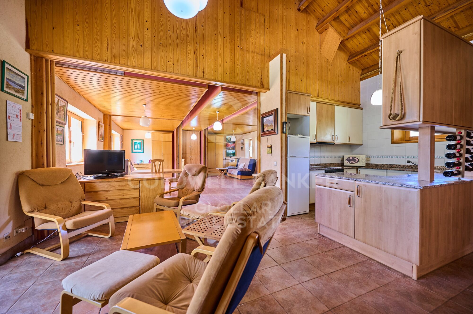 House 4 Bedrooms Sale Isòvol