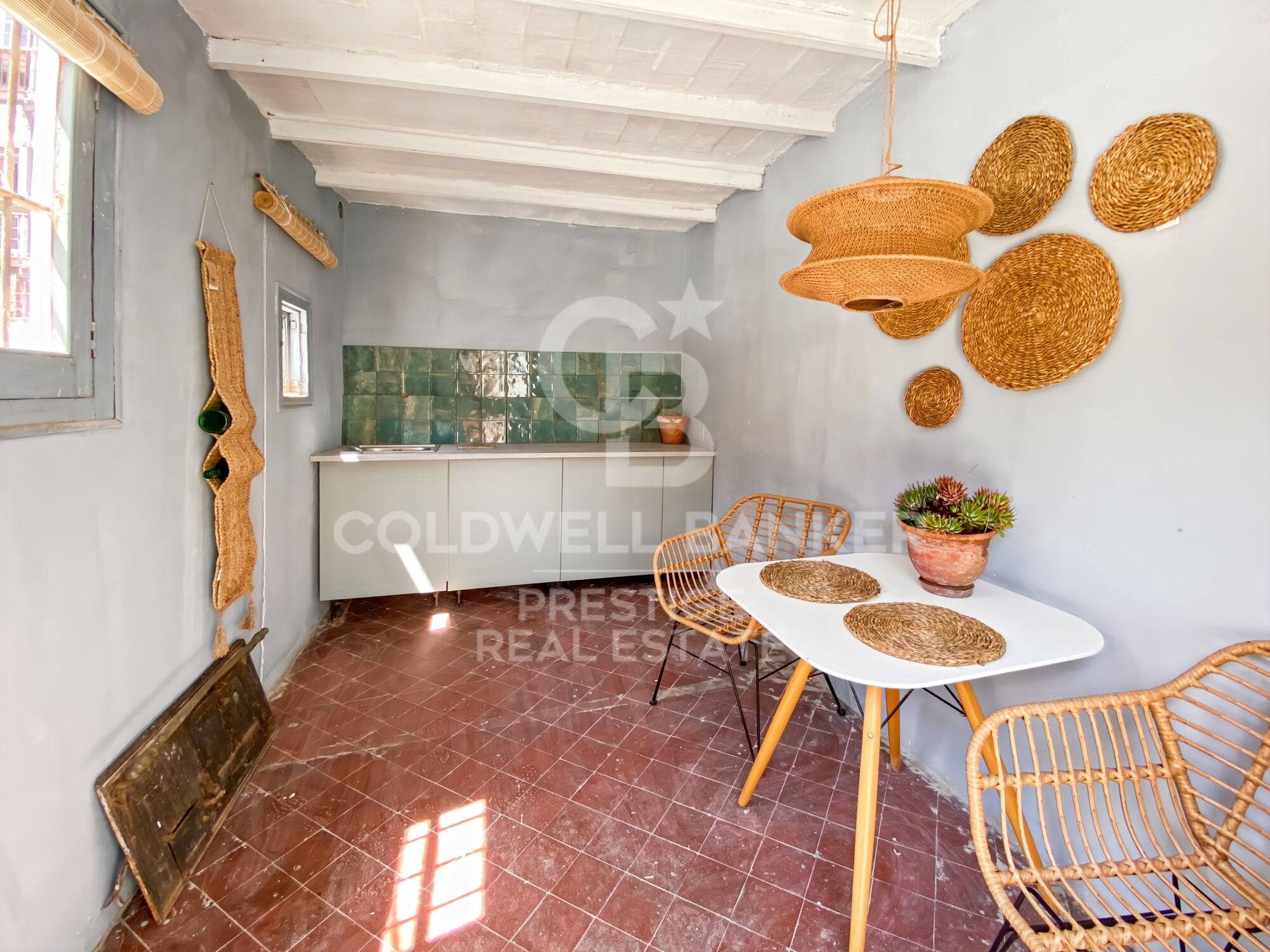 Renovated Apartment for Sale in Eixample Barcelona with Large Terrace