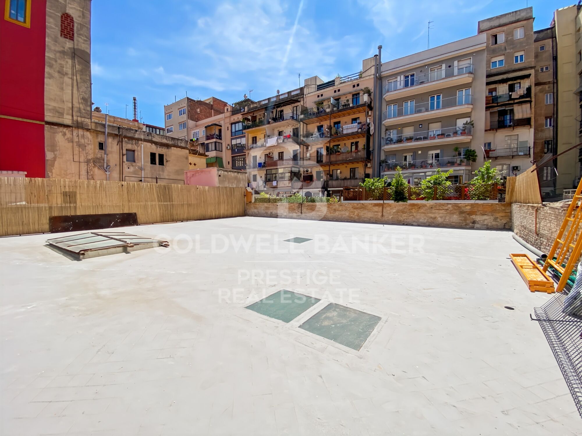 Piso reformado con gran terraza en Eixample Esquerra , Barcelona