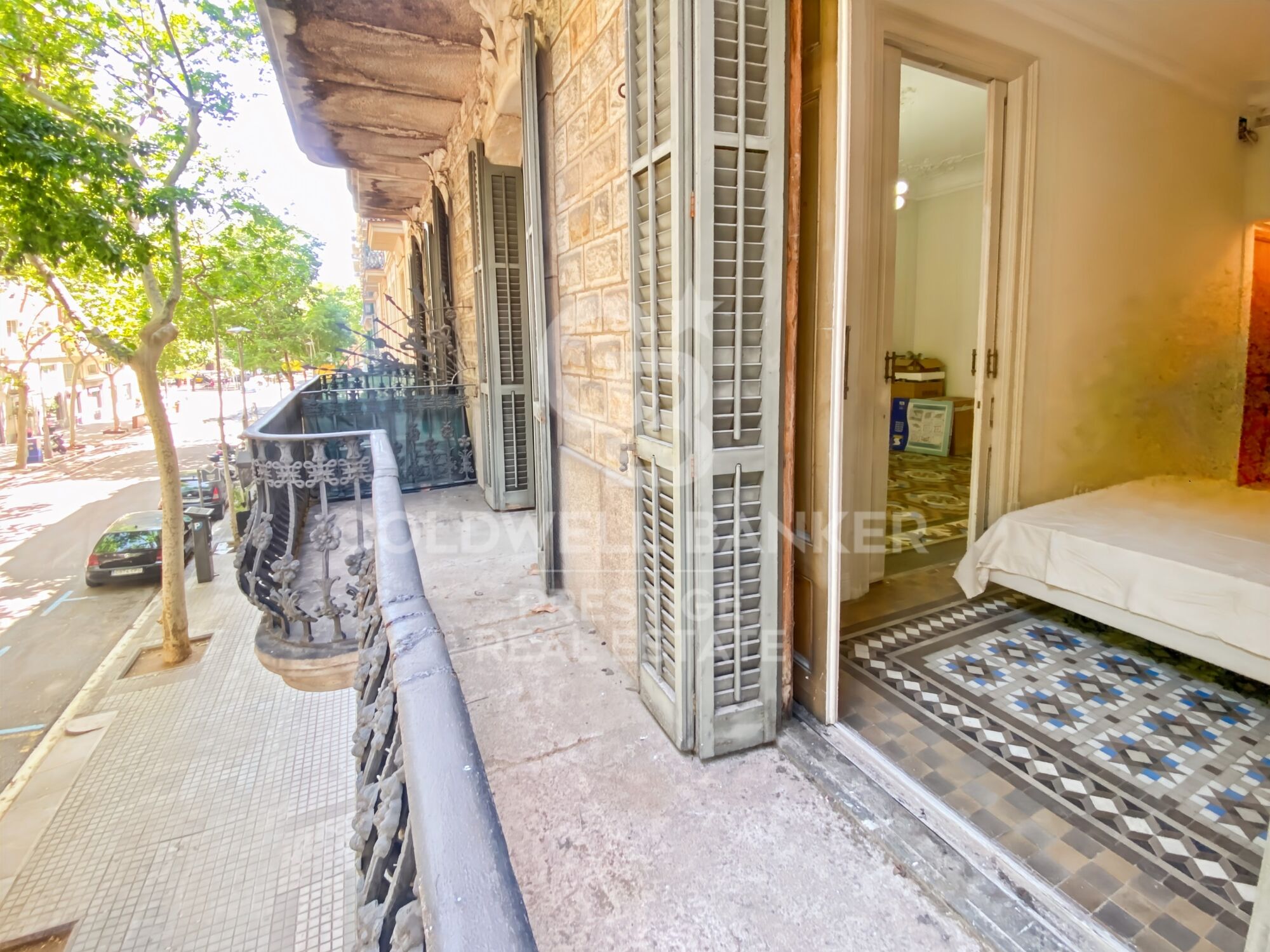 Piso reformado con gran terraza en Eixample Esquerra , Barcelona