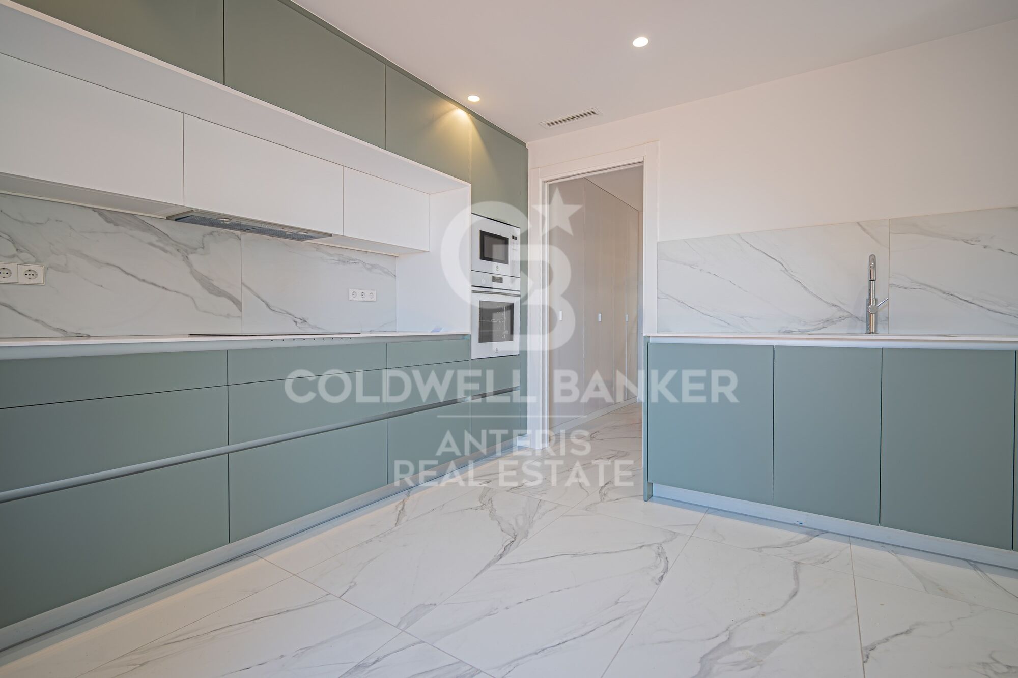 Penthouse 4 Bedrooms Sale Barcelona