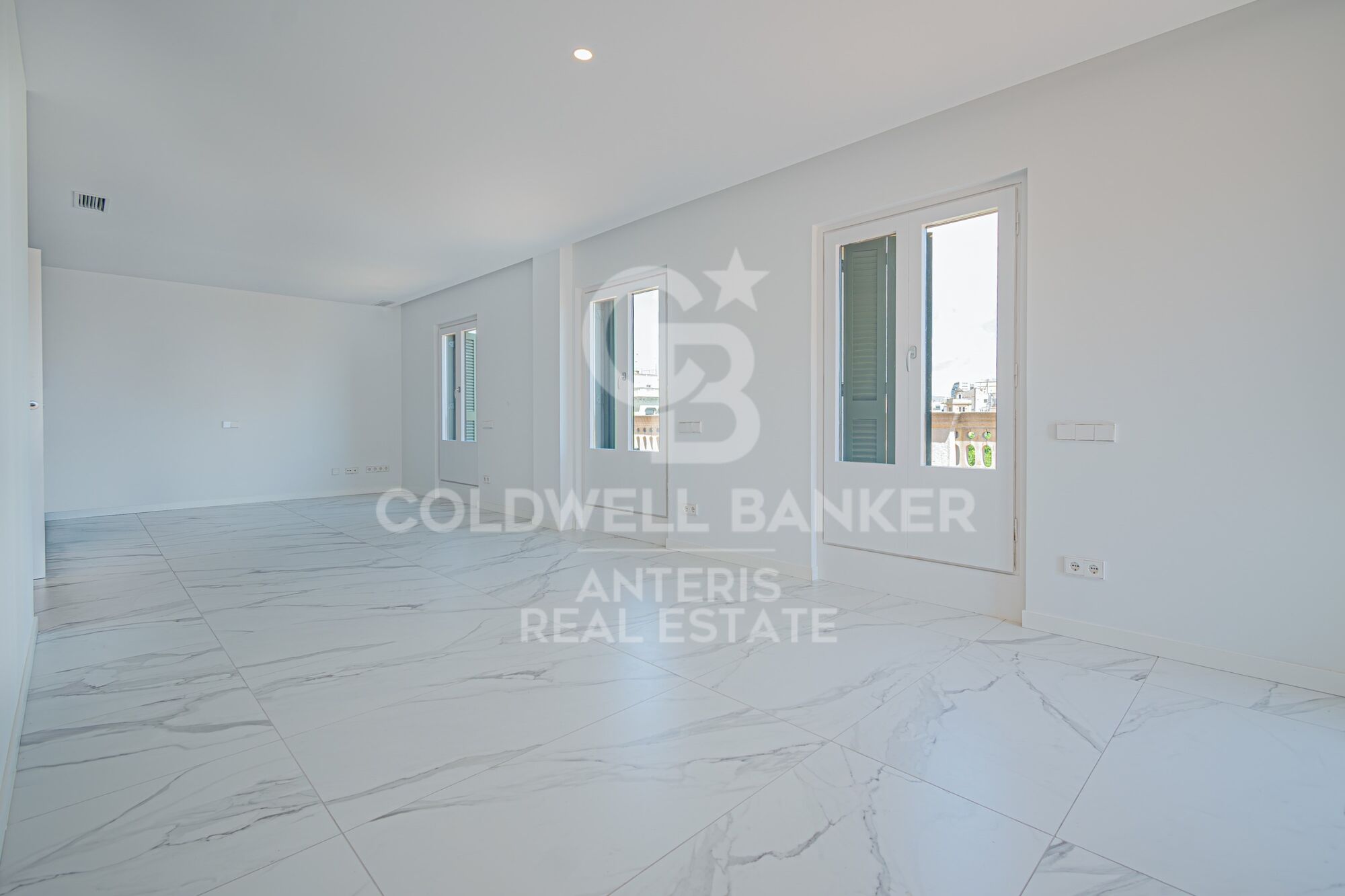 Penthouse 4 Bedrooms Sale Barcelona