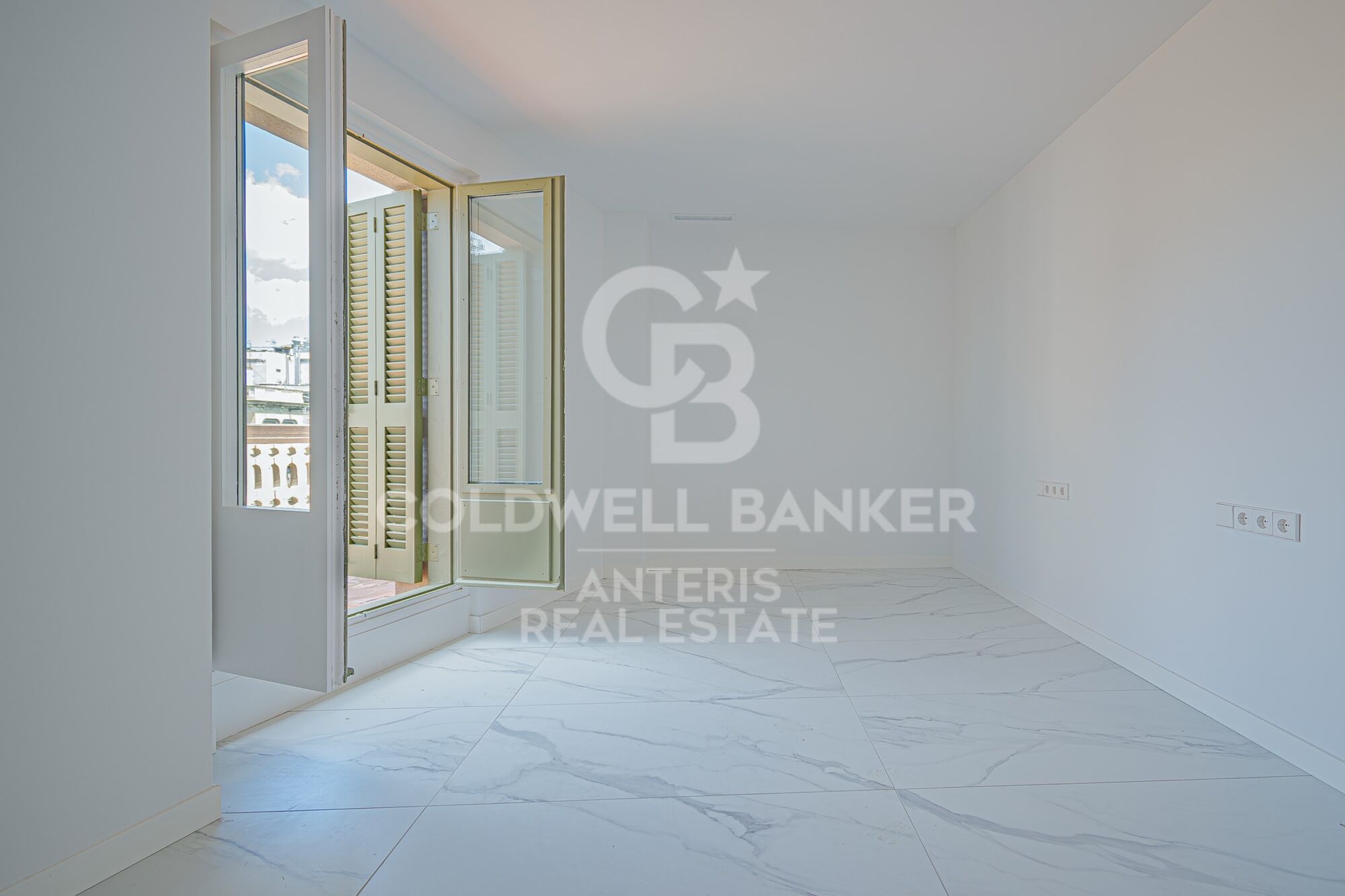 Penthouse 4 Bedrooms Sale Barcelona