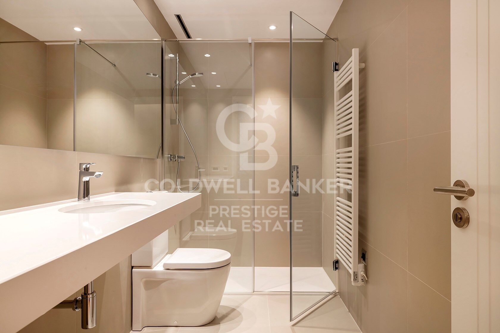 Last units facing the Port of Barcelona.