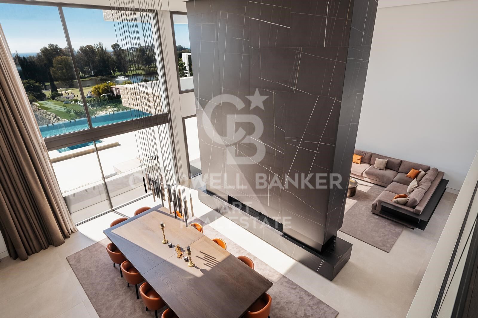 Contemporary luxury villa with panoramic views on frontline golf in La Alqueria