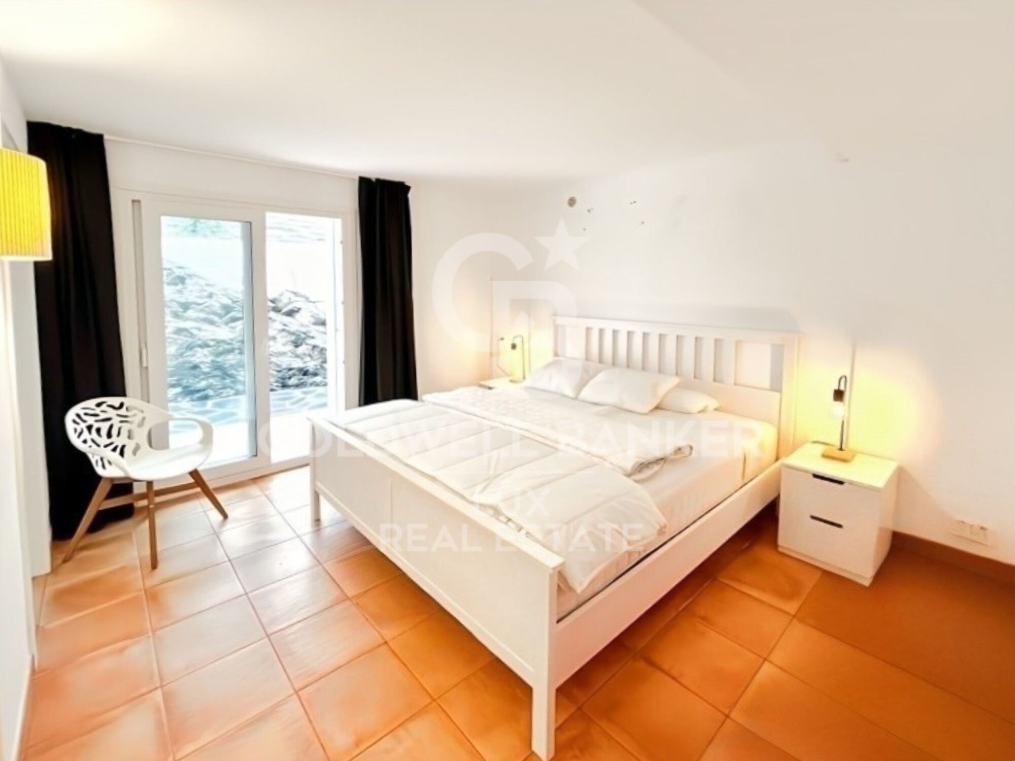 House very close to the beach with sea view and garage in Cadaqués