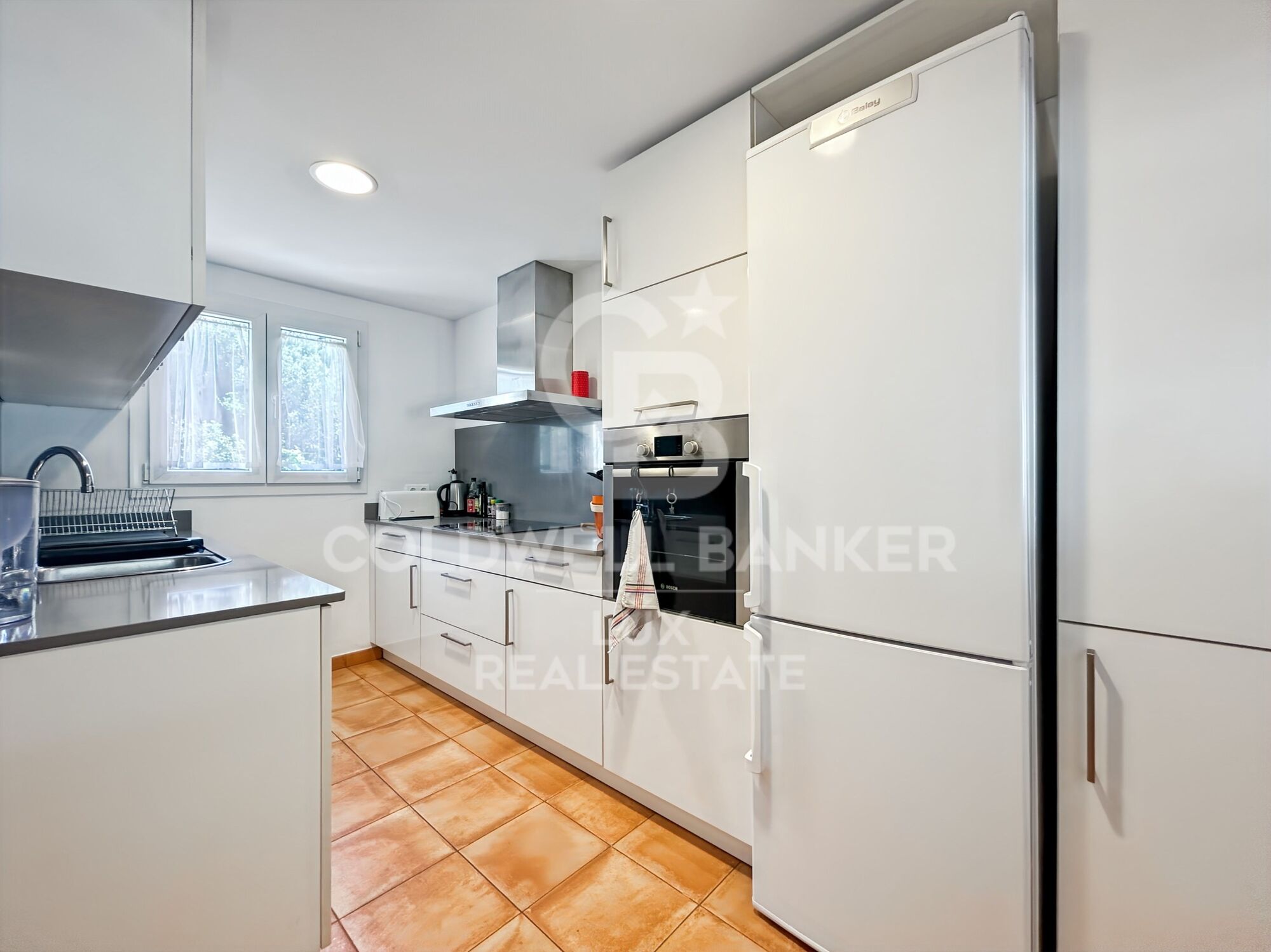 House very close to the beach with sea view and garage in Cadaqués