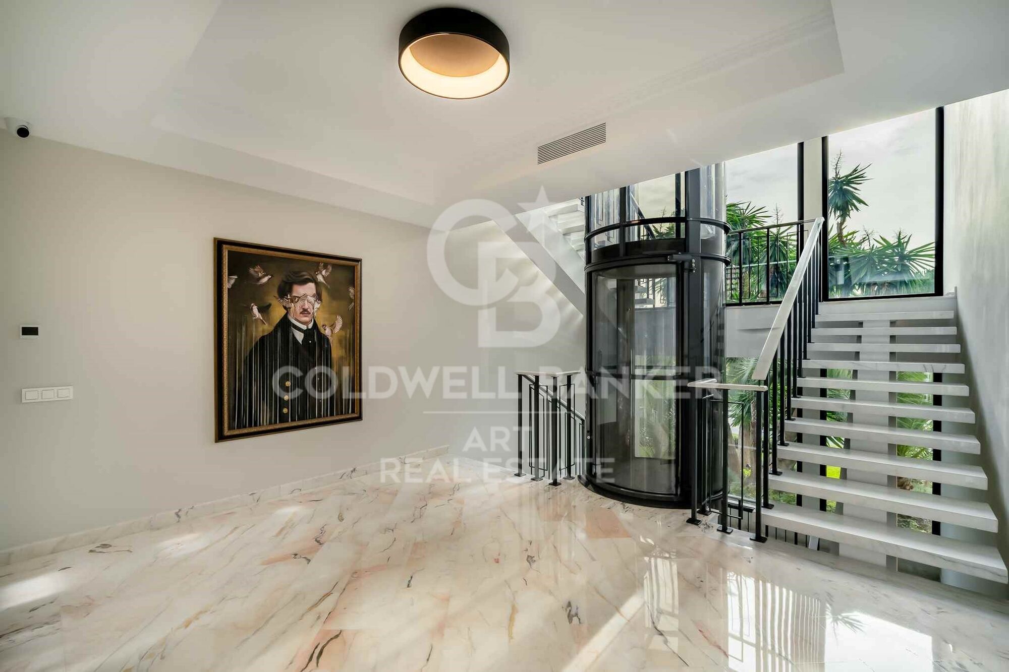 Élégante villa méditerranéenne avec vue sur mer dans l'exclusive Sierra Blanca, Marbella