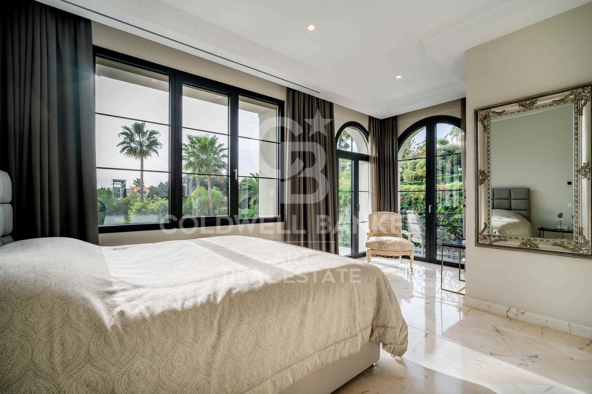 Elegant Mediterranean villa with panoramic sea views in exclusive Sierra Blanca, Marbella