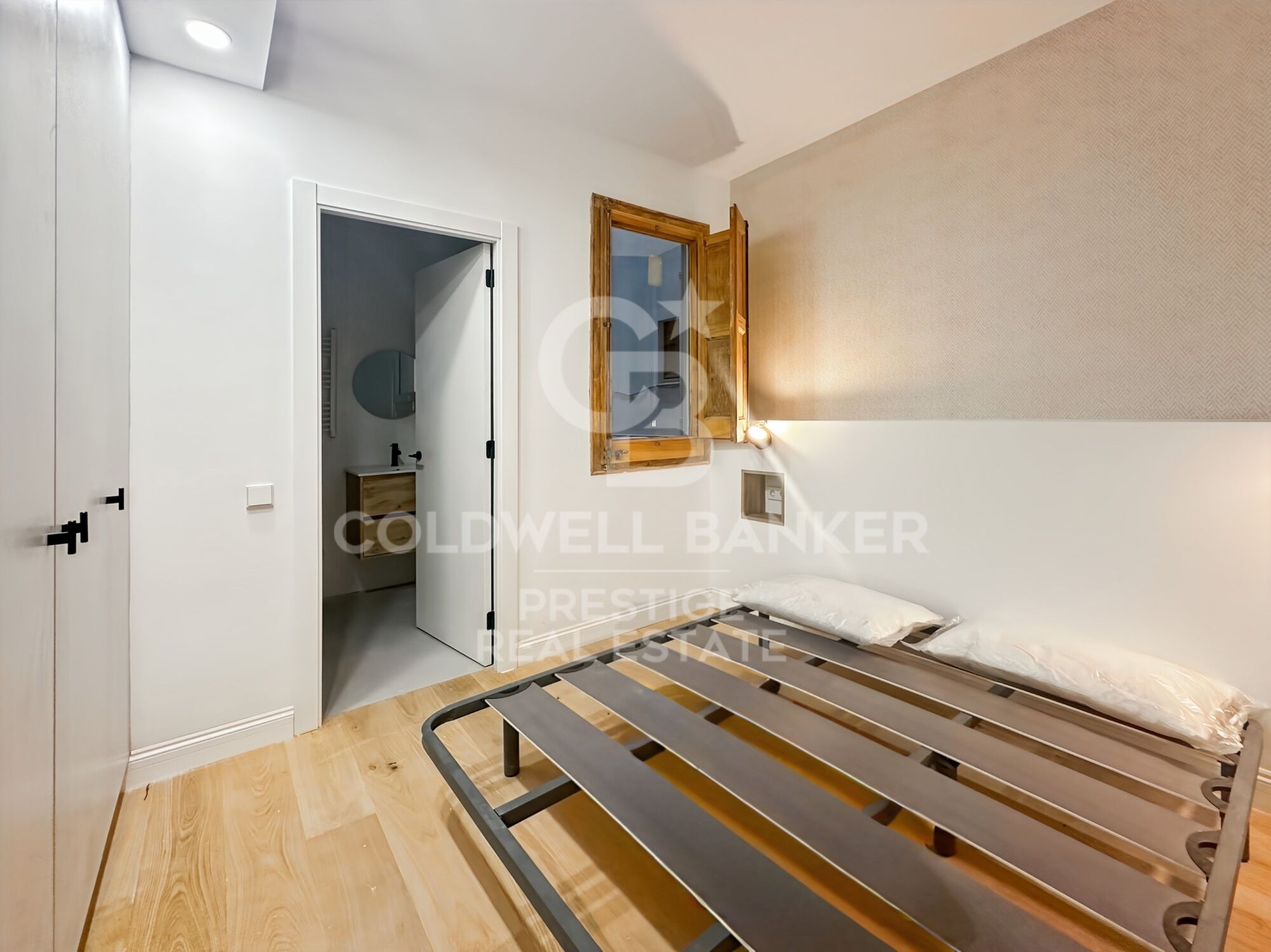 Appartement entièrement rénové dans un immeuble noble à deux pas de la Sagrada Família