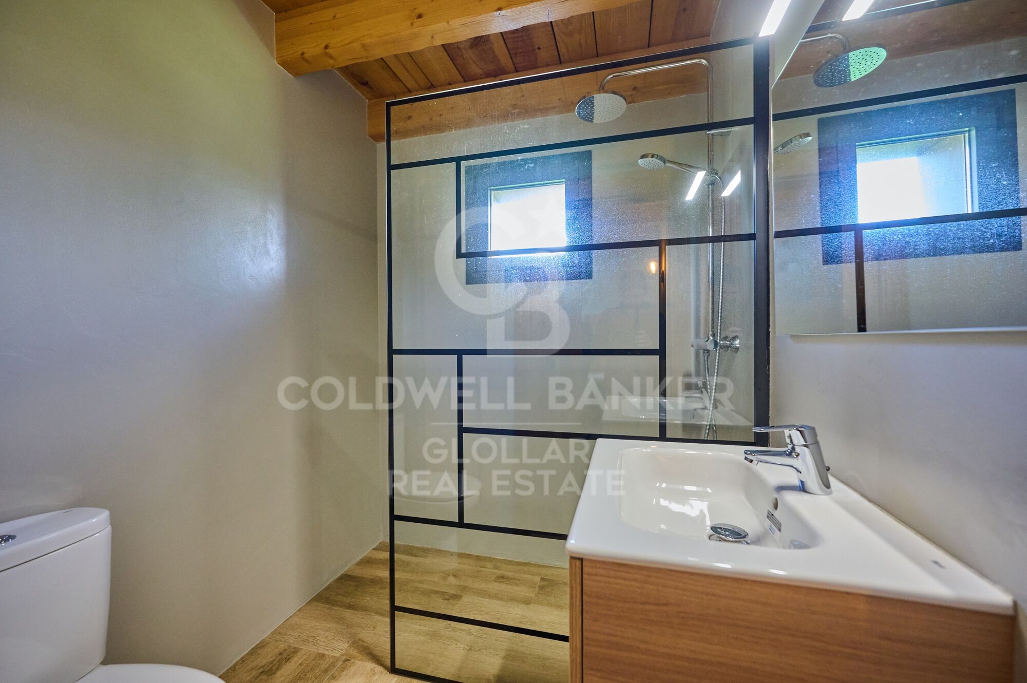 House 3 Bedrooms Sale Bourg-Madame