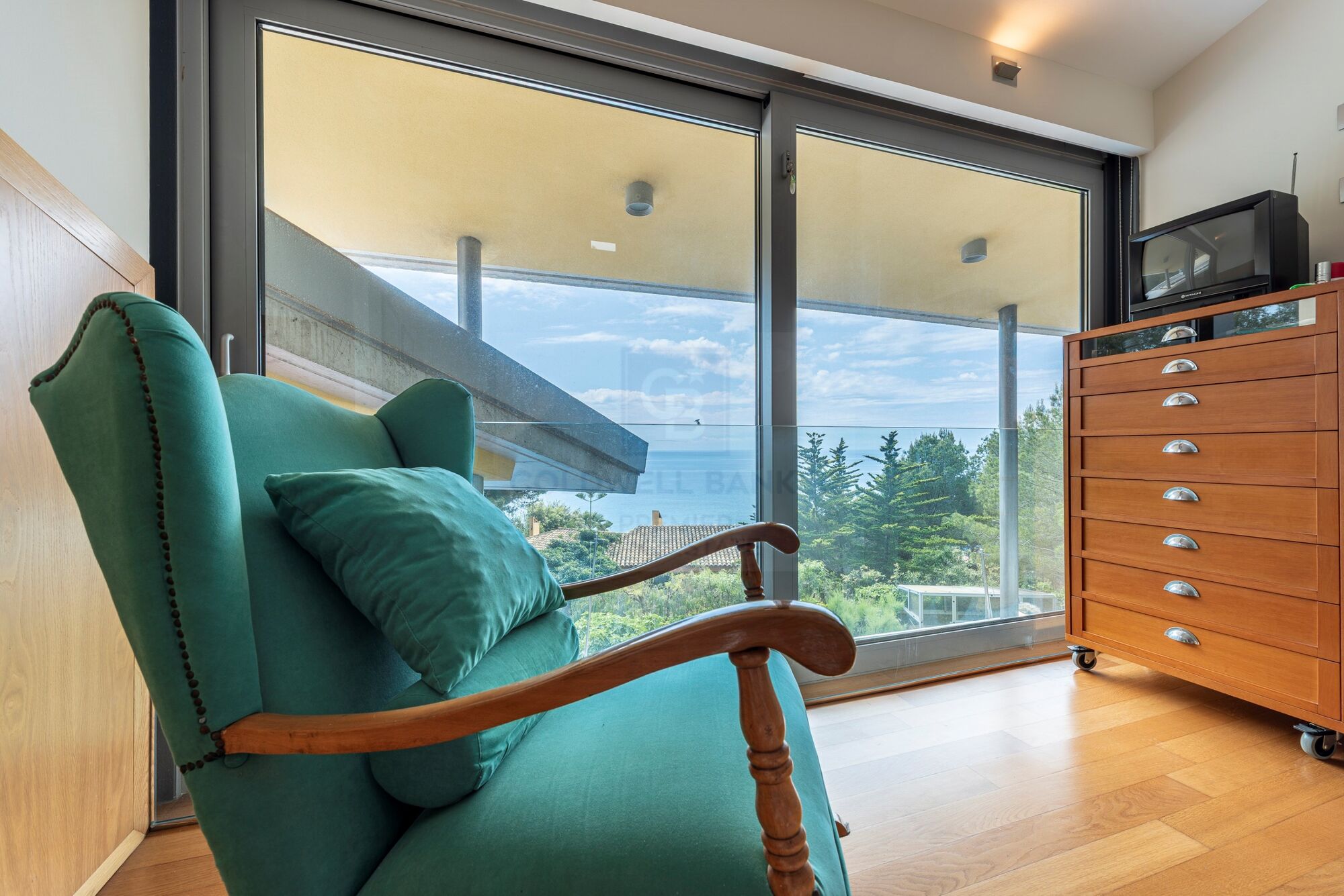 Villa contemporánea con vistas panorámicas al mar en Tarragona