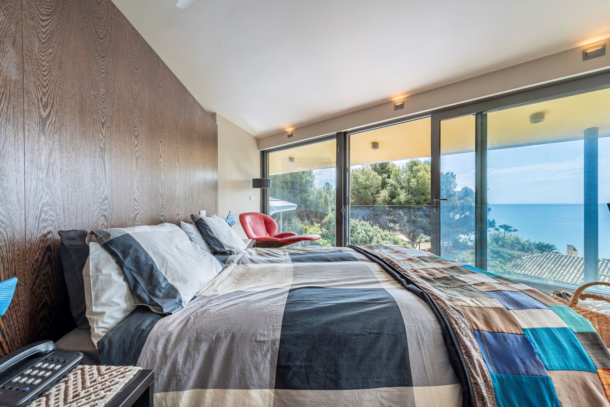 Villa contemporaine avec vue panoramique sur la mer à Tarragone