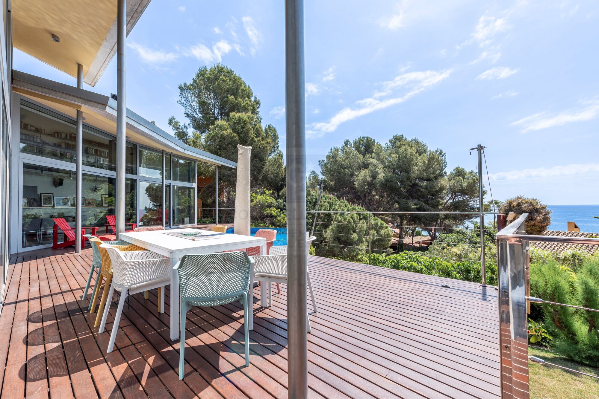 Contemporary villa with panoramic sea views in Tarragona