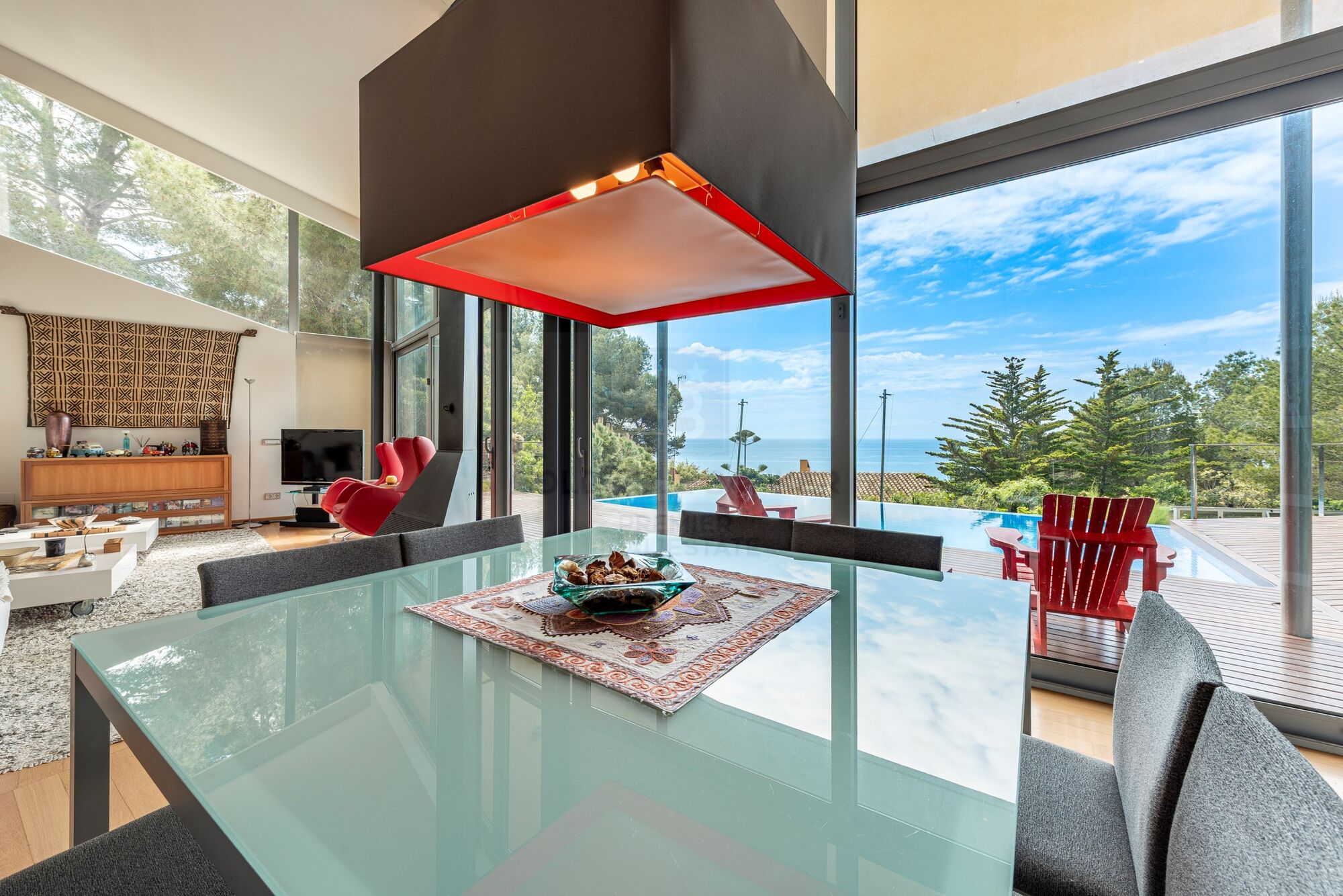 Moderne Villa mit Panoramablick auf das Meer in Tarragona