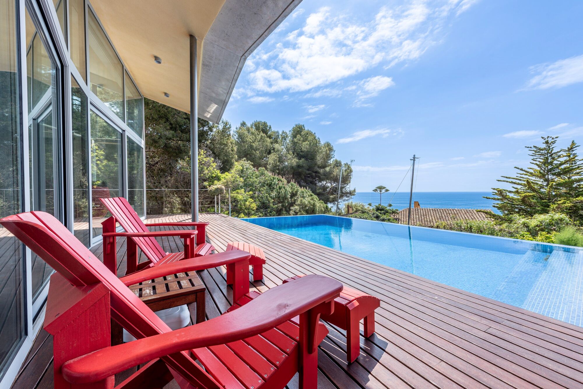 Moderne Villa mit Panoramablick auf das Meer in Tarragona