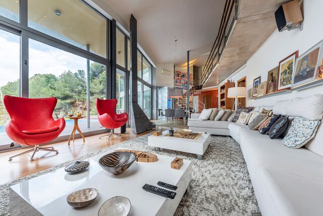 Contemporary villa with panoramic sea views in Tarragona