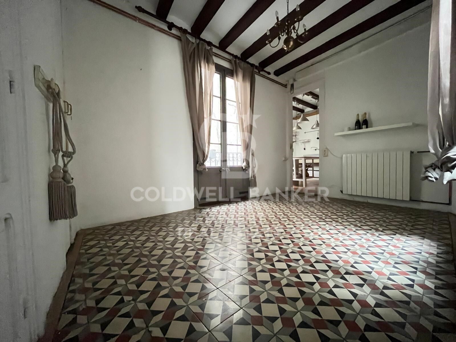 Magnífico piso con encanto histórico a reformar en Carrer de Ferran, Barrio Gótico