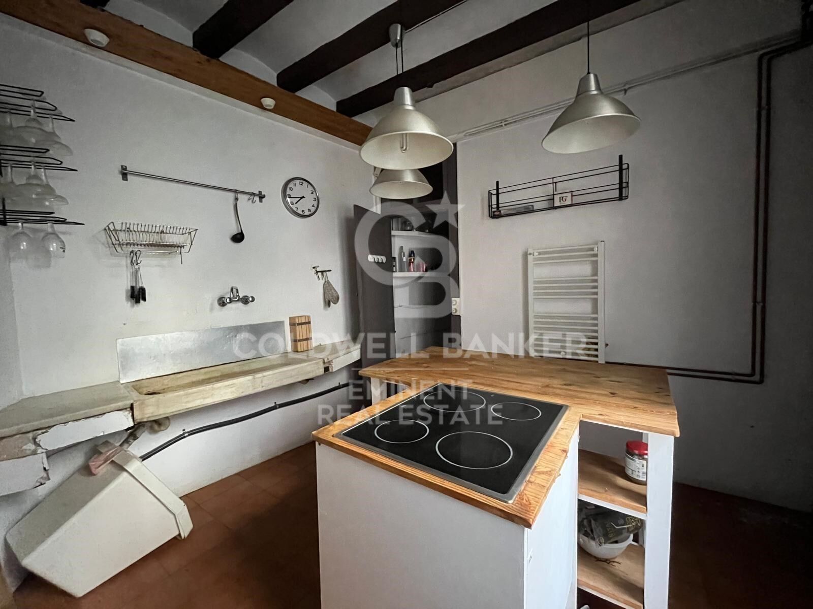 Wunderschöne Wohnung mit historischem Charme zur Renovierung in der Carrer de Ferran, Gotisches Viertel
