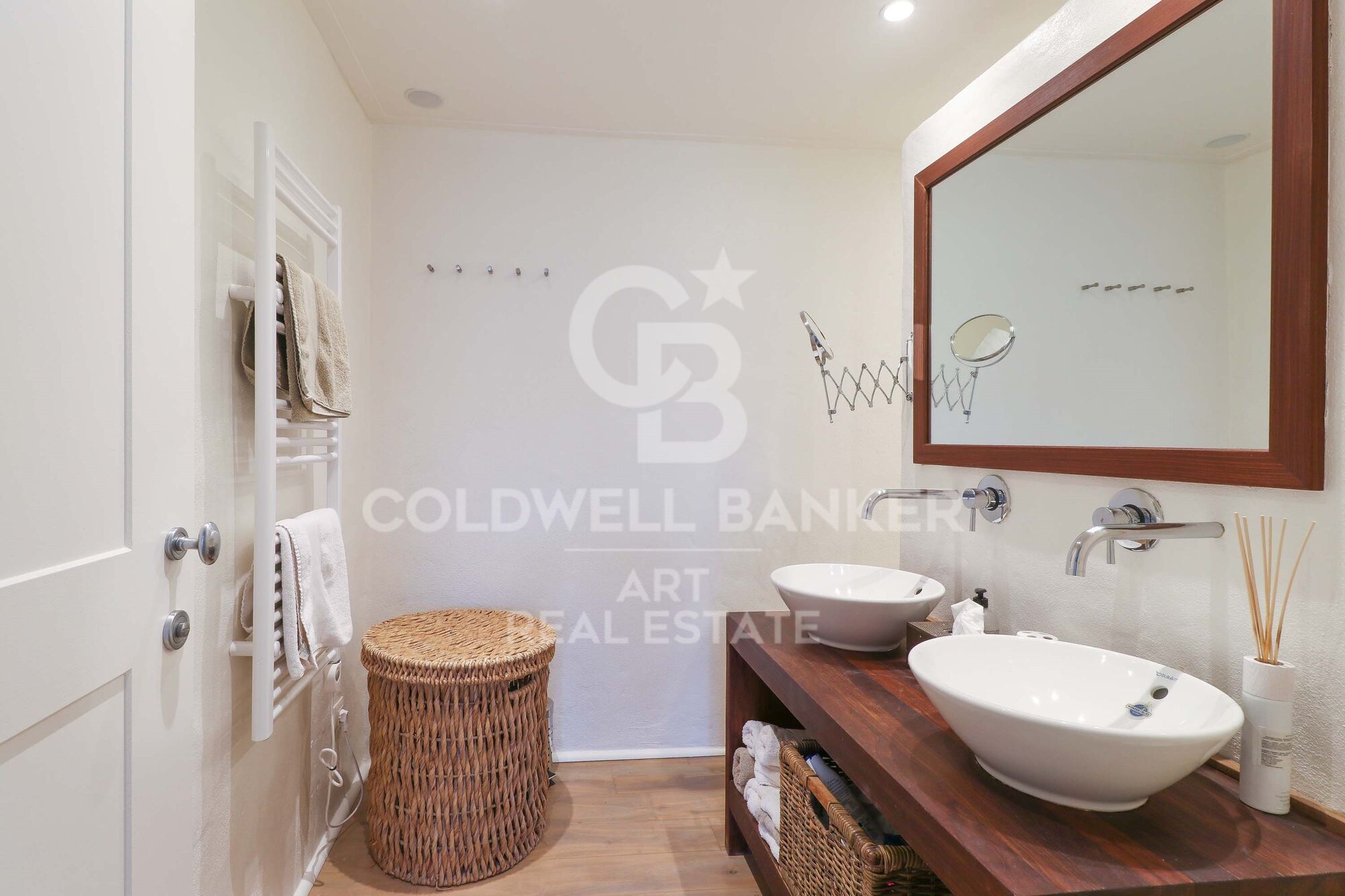 Élégante villa unique en son genre avec vue sur la mer à La Alquería, Benahavís