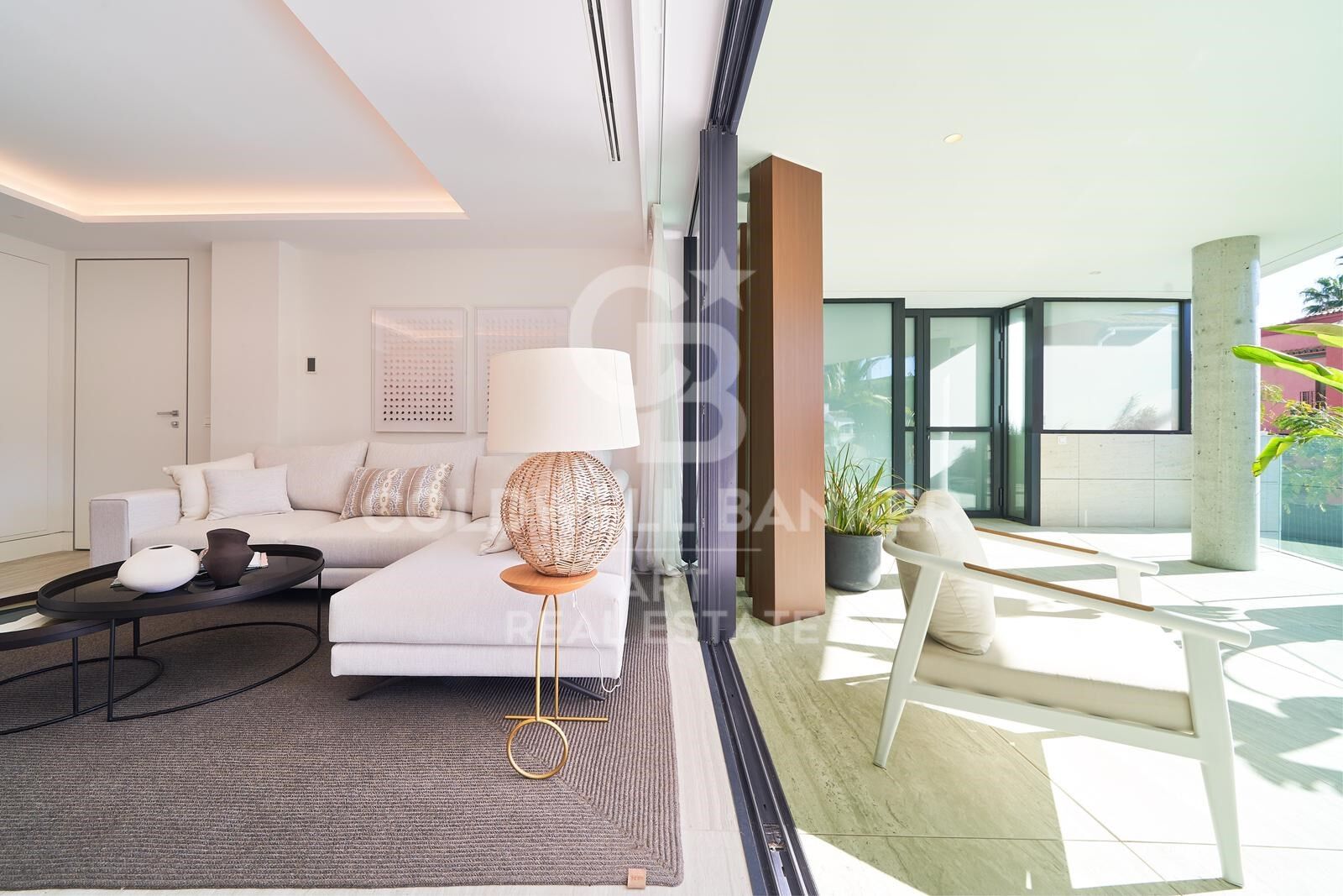 Superbes appartements de luxe dans un emplacement privilégié avec accès direct à la plage, Estepona