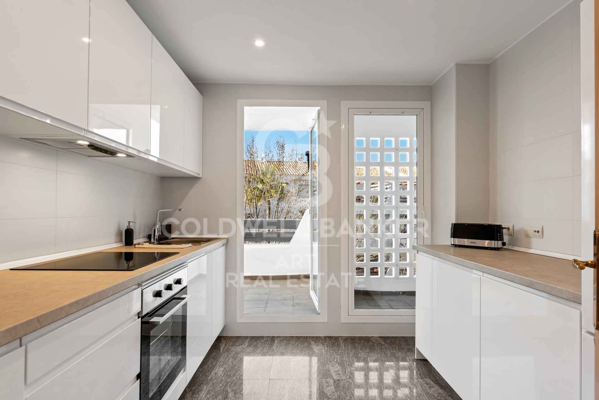 Elegante apartamento de 2 dormitorios en Selwo, Nueva Milla de Oro - Estepona