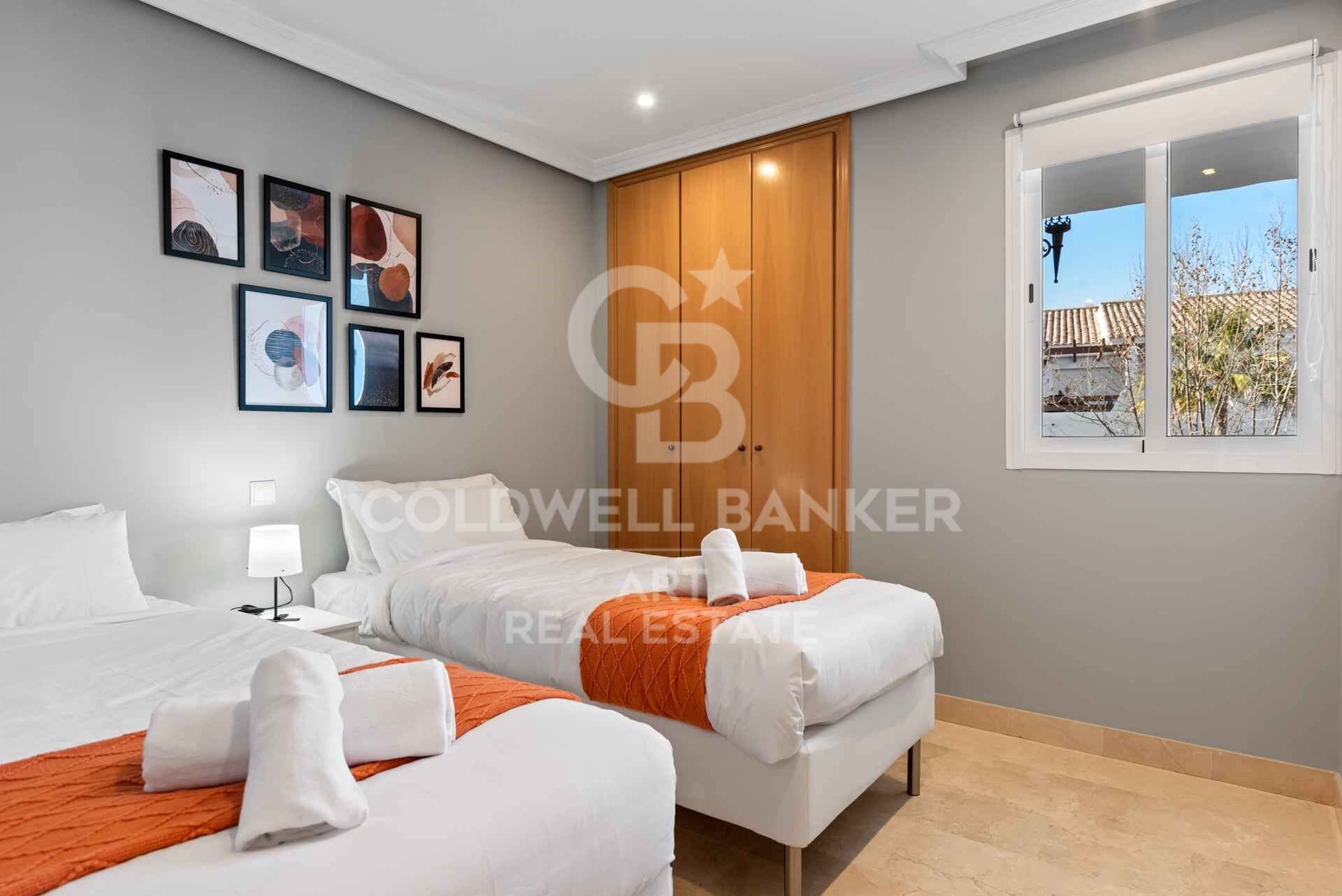 Elegante apartamento de 2 dormitorios en Selwo, Nueva Milla de Oro - Estepona