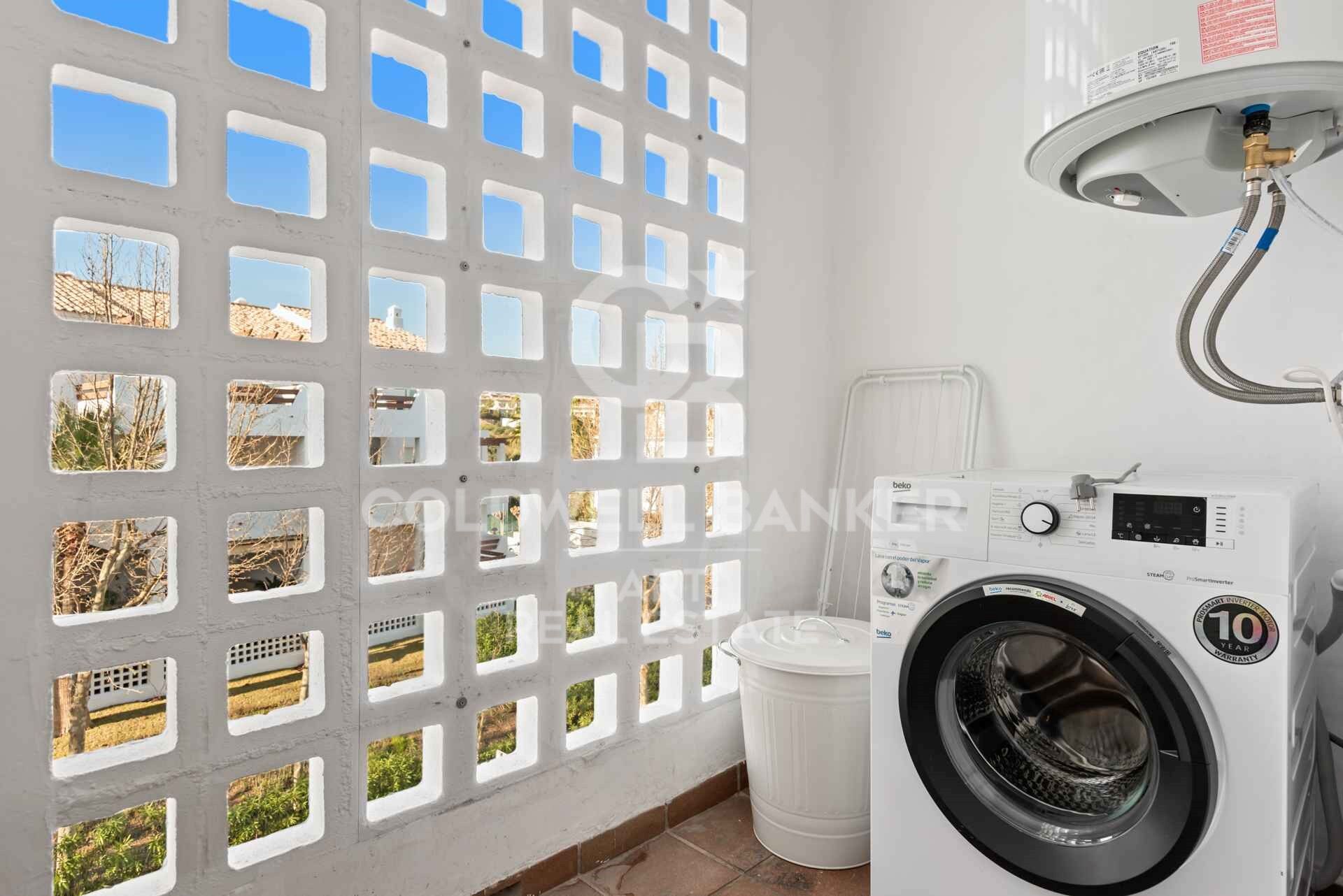 Elegantes 2-Schlafzimmer-Apartment in Selwo, Neue Goldene Meile - Estepona
