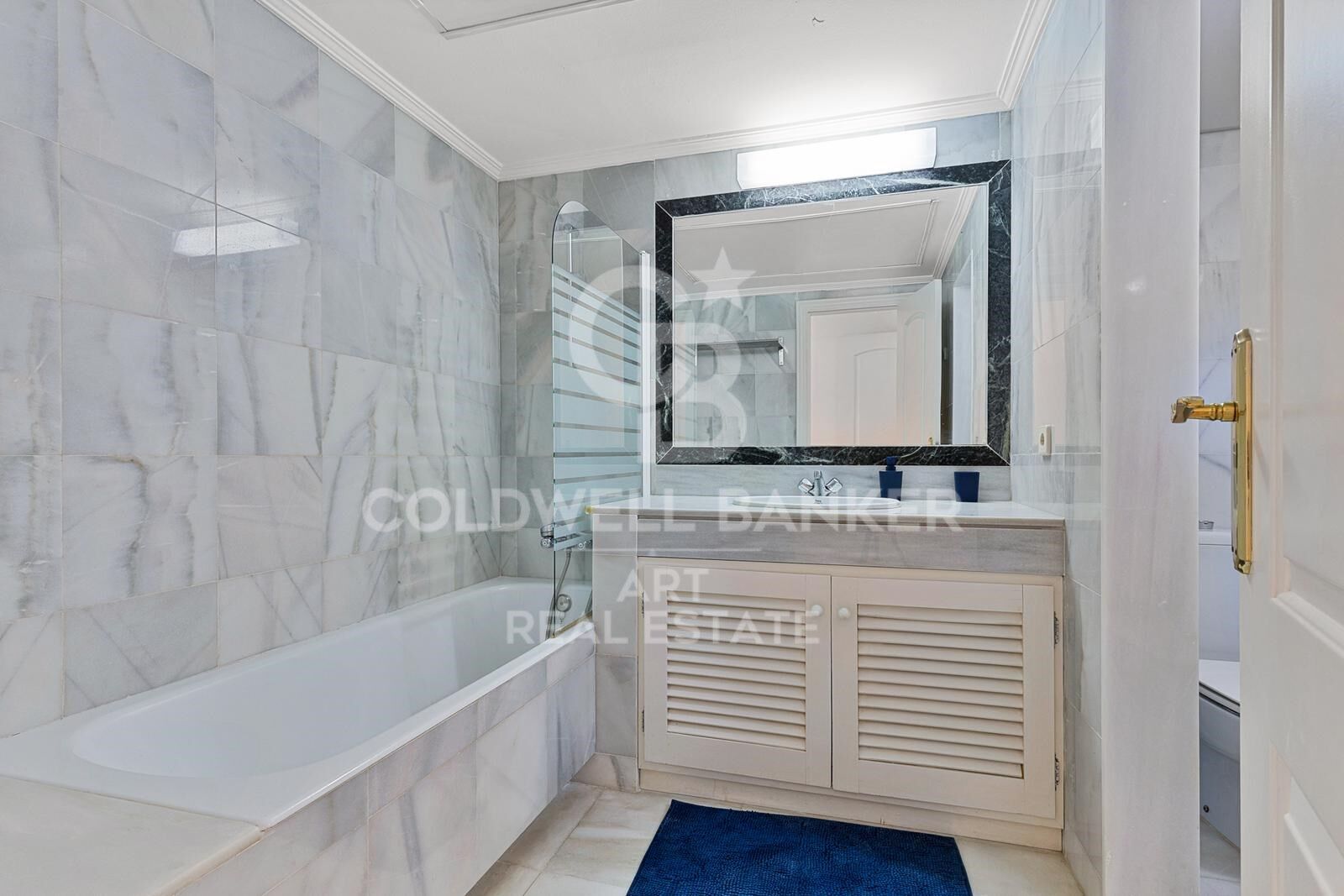 Charming duplex penthouse next to the beach in Estepona