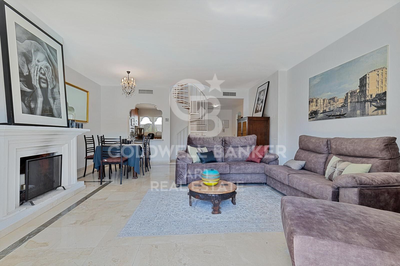 Charming duplex penthouse next to the beach in Estepona