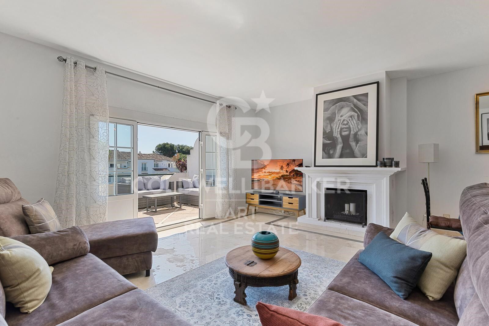 Charming duplex penthouse next to the beach in Estepona