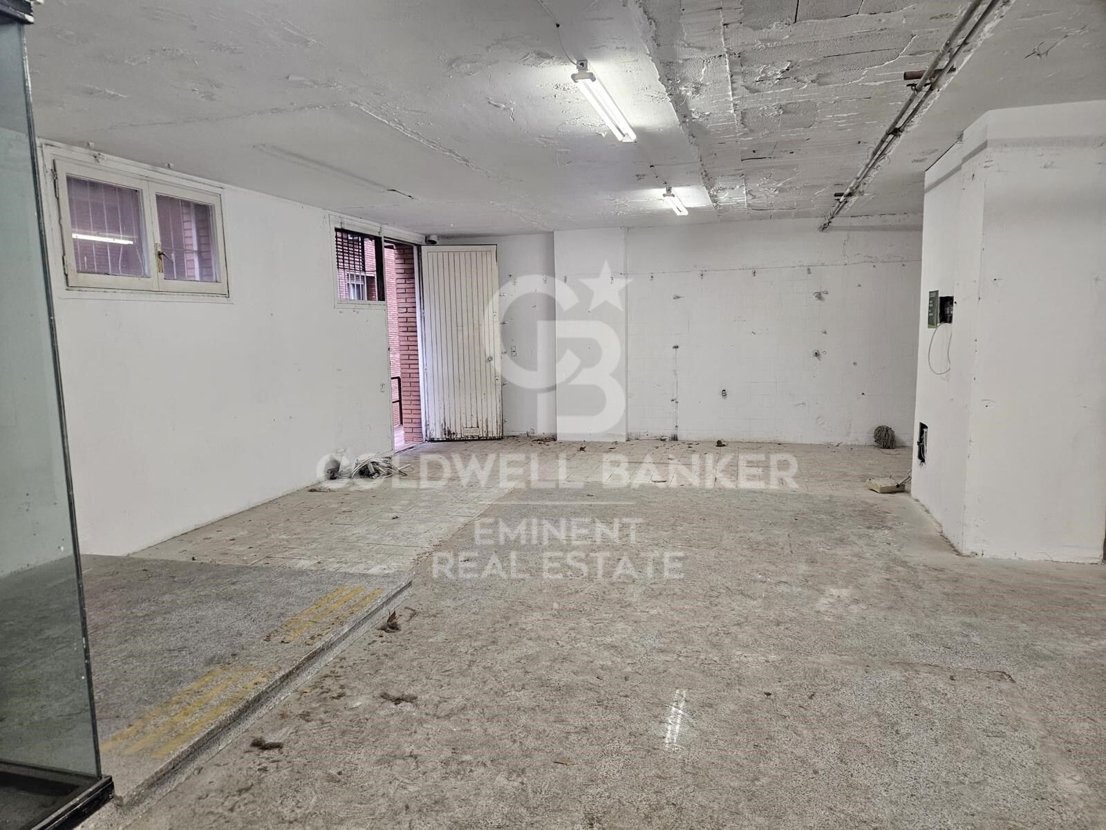 Local commercial de 240m² à rénover à vendre rue Ganduxer