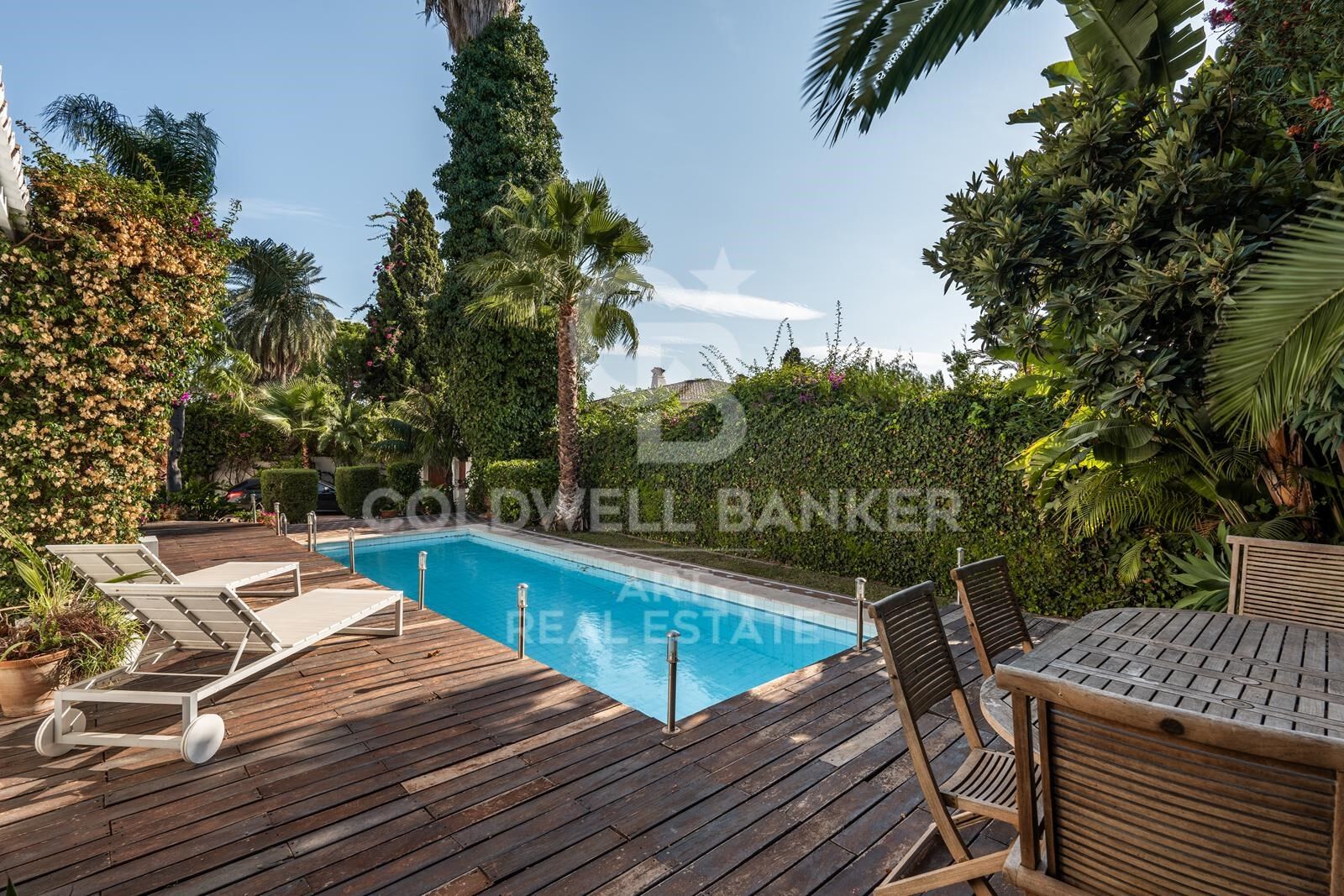 Villa in erster Golfplatzlinie mit Privatsphäre in Guadalmina Sur, Marbella