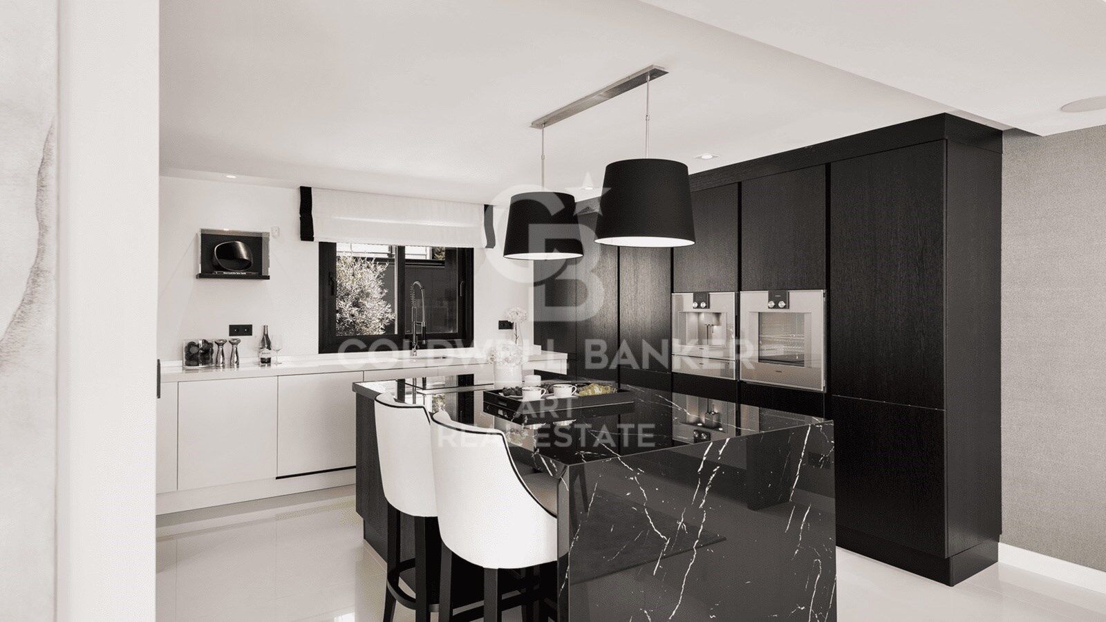 Architect-designed luxury villa in the heart of Nueva Andalucía Golf Valley