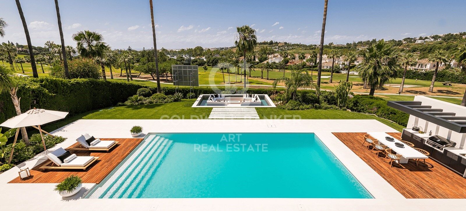 Villa de lujo de autor en el corazón del Valle del Golf de Nueva Andalucía